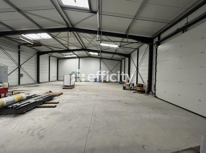 local-commercial  - 360,0m2 à Saintes (17100)