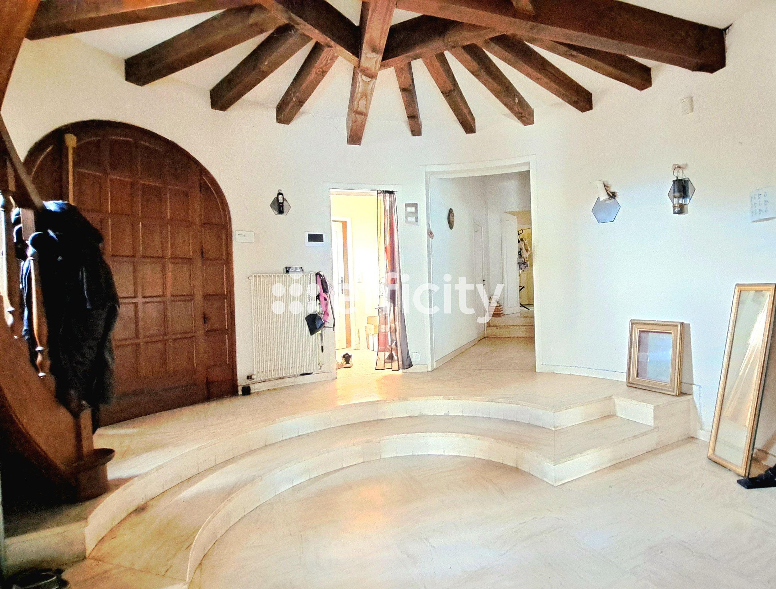 Achat immobilier Maison 7 pièces  307m2 à Léognan (33850) - Photo n°5