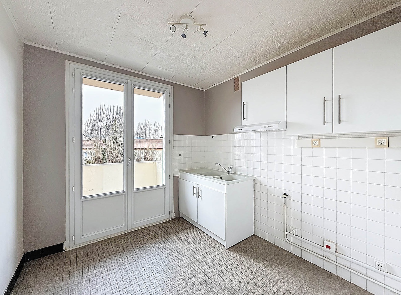 Achat immobilier Appartement 3 pièces  70m2 à Saint-Chamond (42400) - Photo n°4