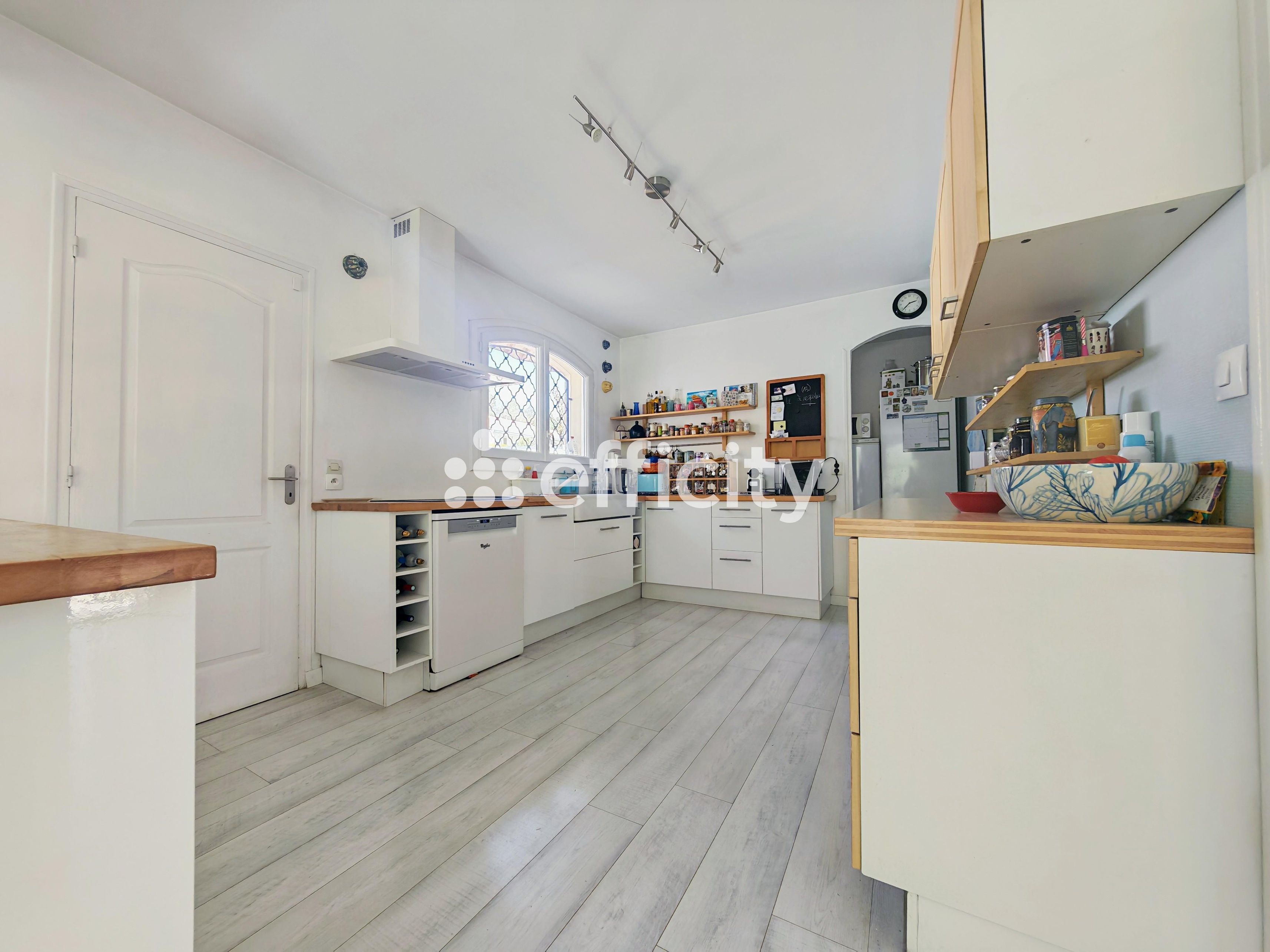 Achat immobilier Maison 6 pièces  140m2 à Villenave-d'Ornon (33140) - Photo n°8
