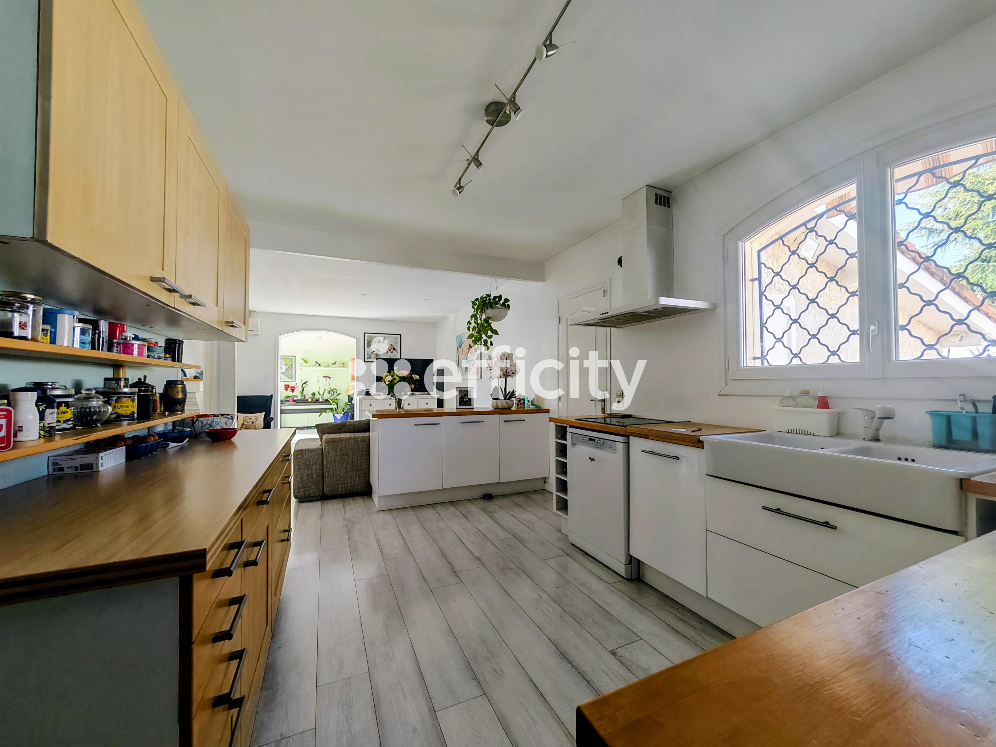 Achat immobilier Maison 6 pièces  140m2 à Villenave-d'Ornon (33140) - Photo n°9