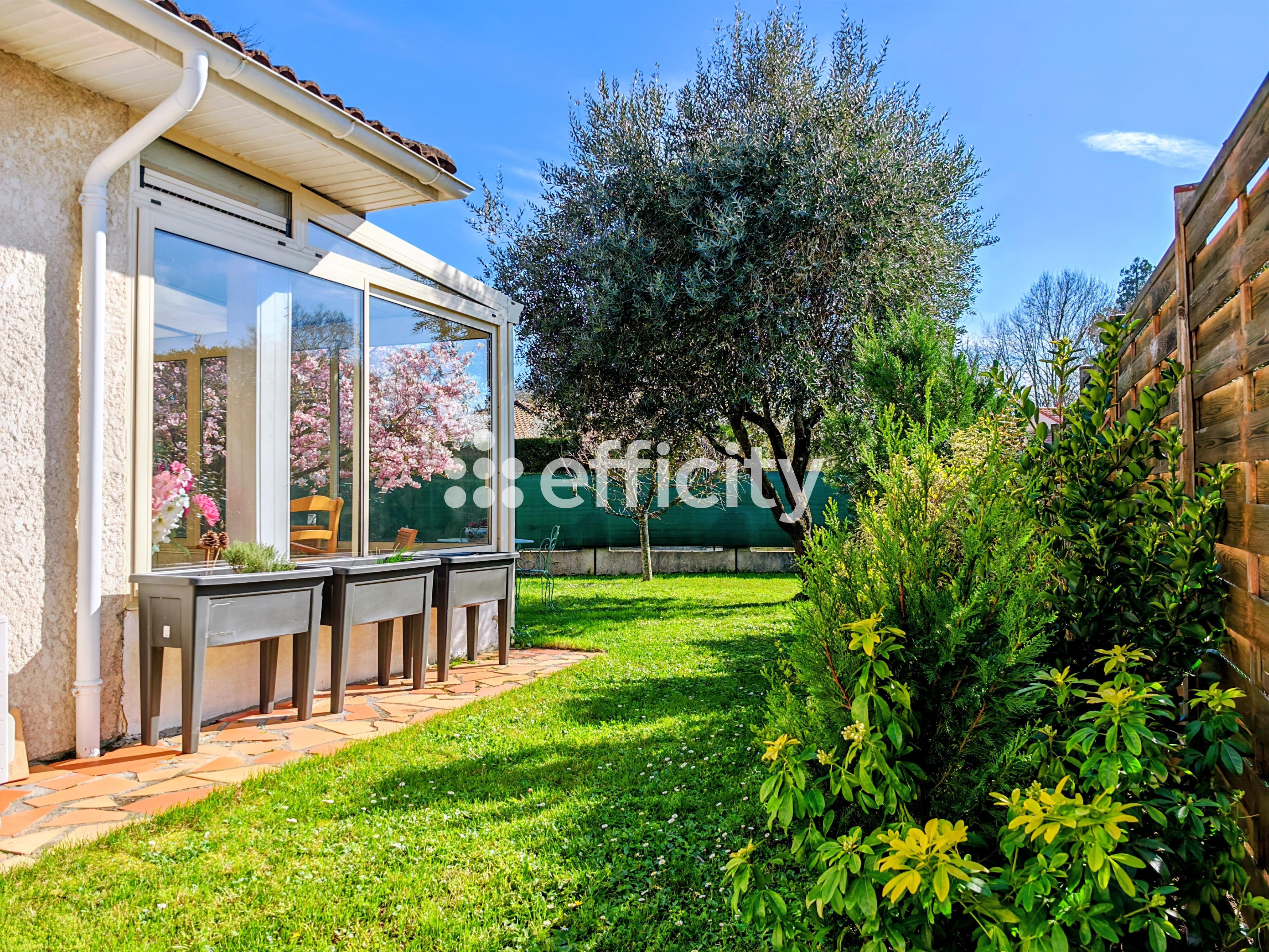 Achat immobilier Maison 6 pièces  140m2 à Villenave-d'Ornon (33140) - Photo n°4