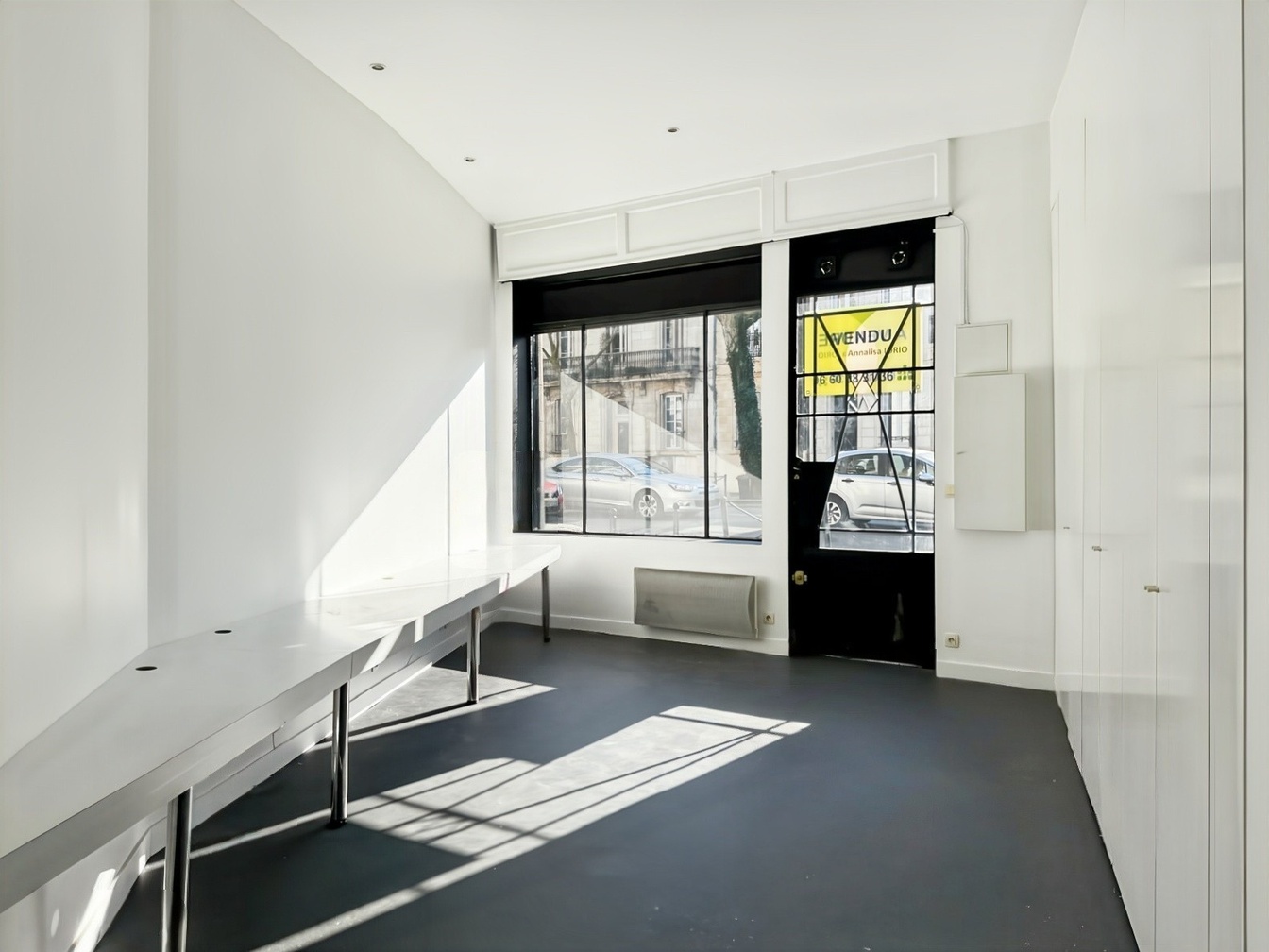 Achat immobilier Local commercial 1 pièces  31m2 à Bordeaux (33300) - Photo n°1