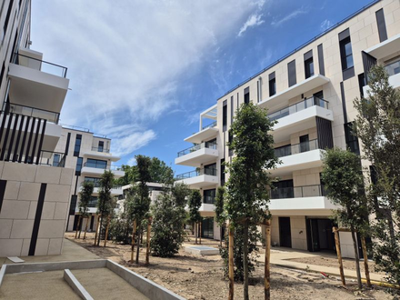 local commercial  - 398m2 à Marseille (13008)