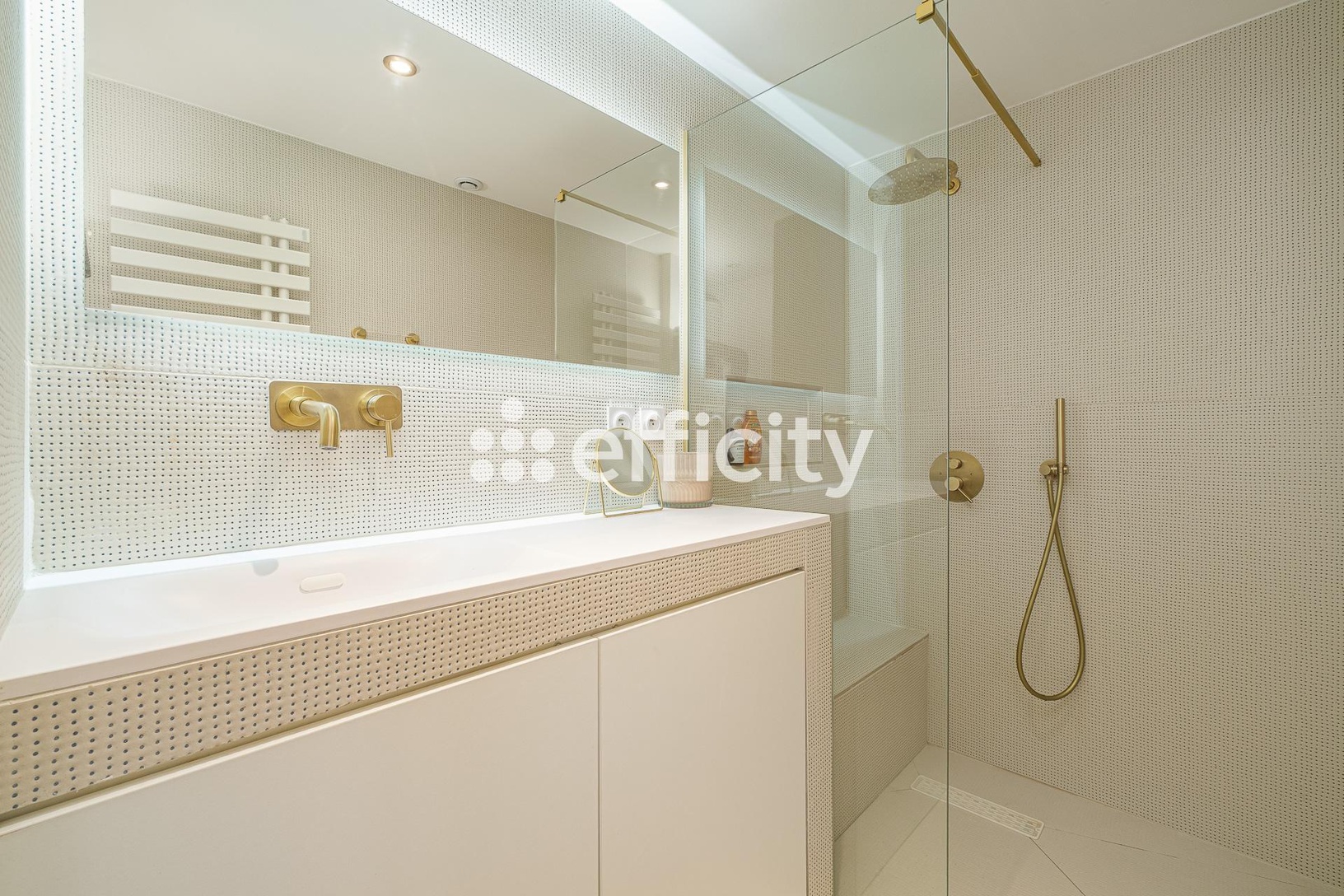 Achat immobilier Maison 5 pièces  155m2 à Marseille (13007) - Photo n°19