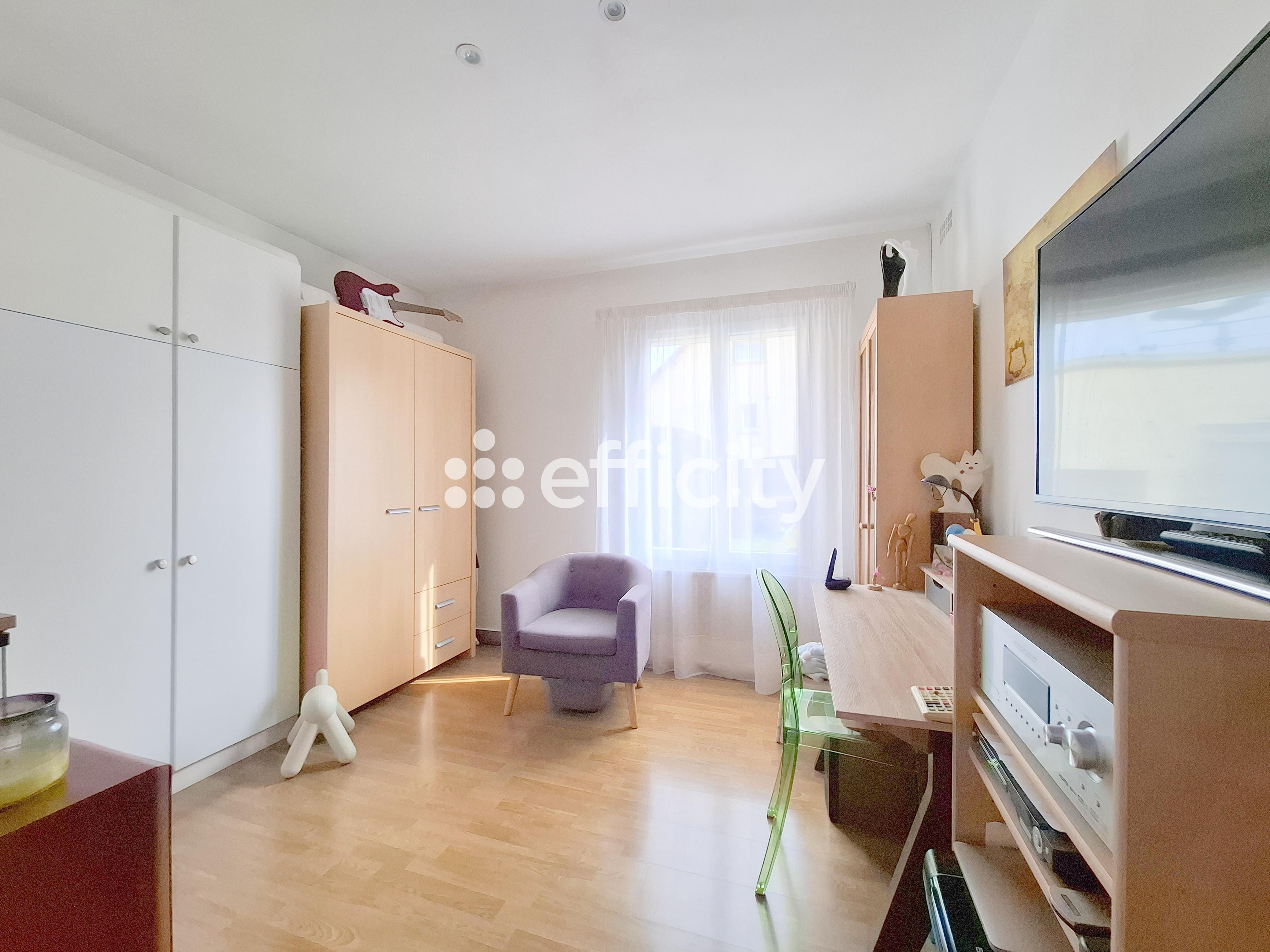 Achat immobilier Maison 4 pièces  80m2 à Nogent-le-Rotrou (28400) - Photo n°9
