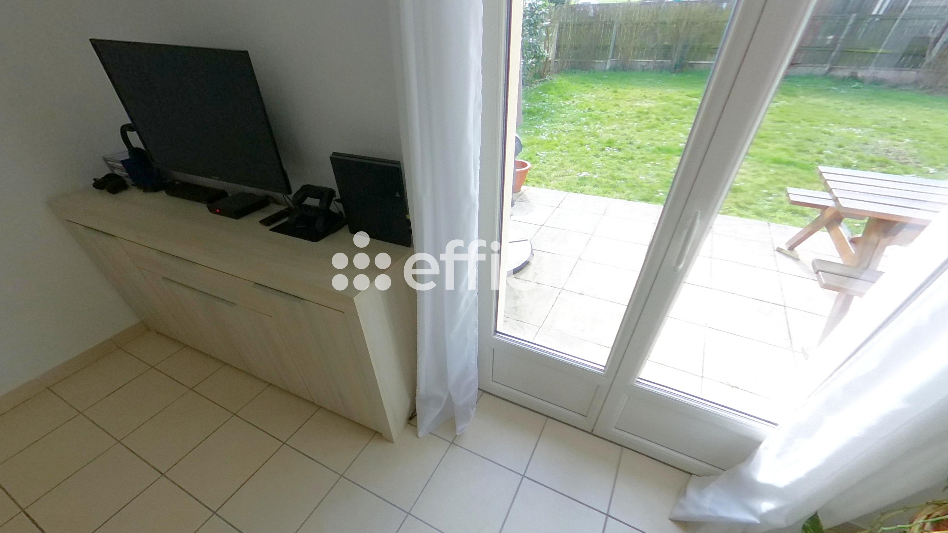 Achat immobilier Maison 7 pièces  129m2 à Courville-sur-Eure (28190) - Photo n°1