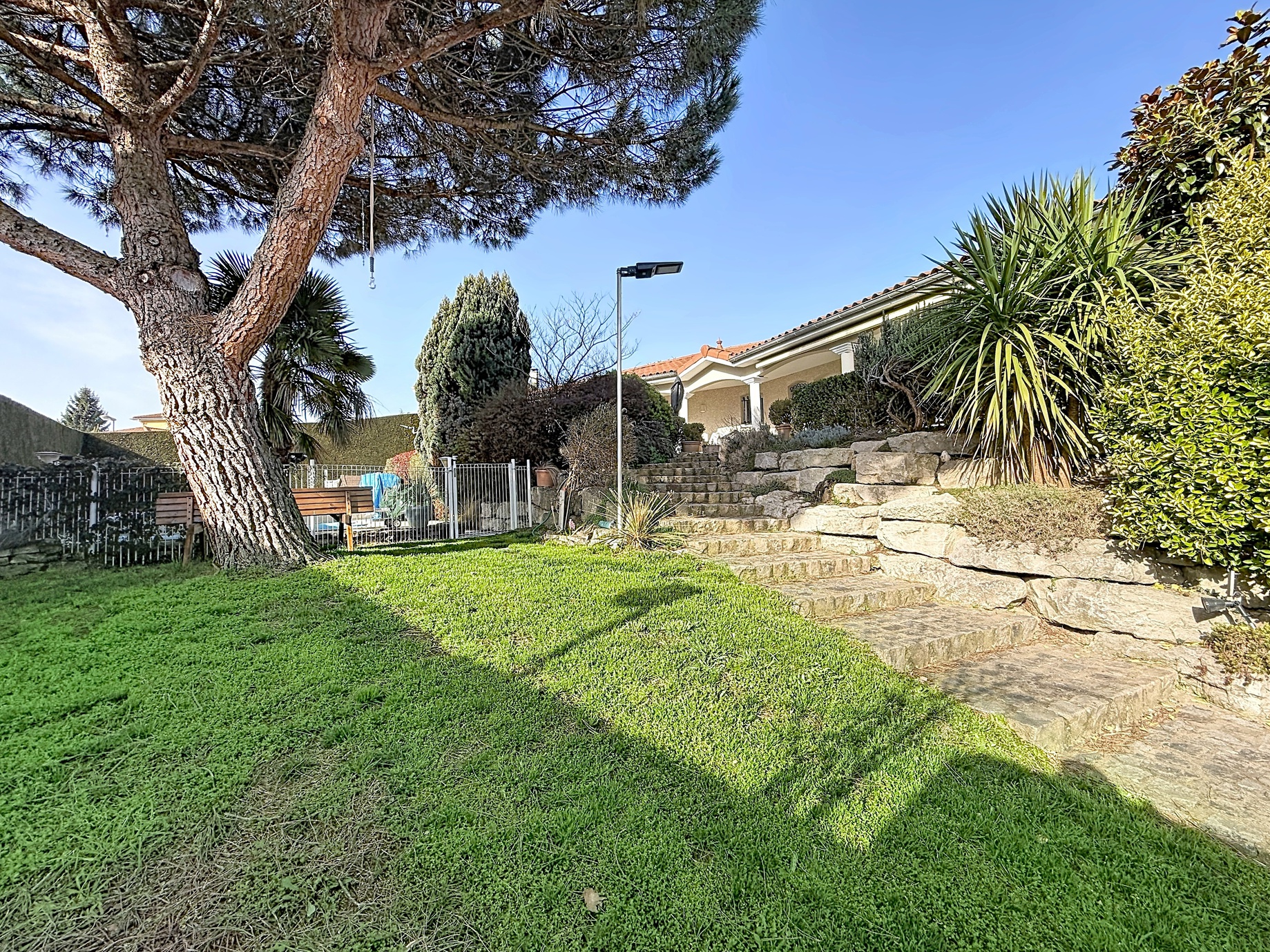 maison 5 pièces - 310m2 à Saint-Martin-la-Plaine (42800)