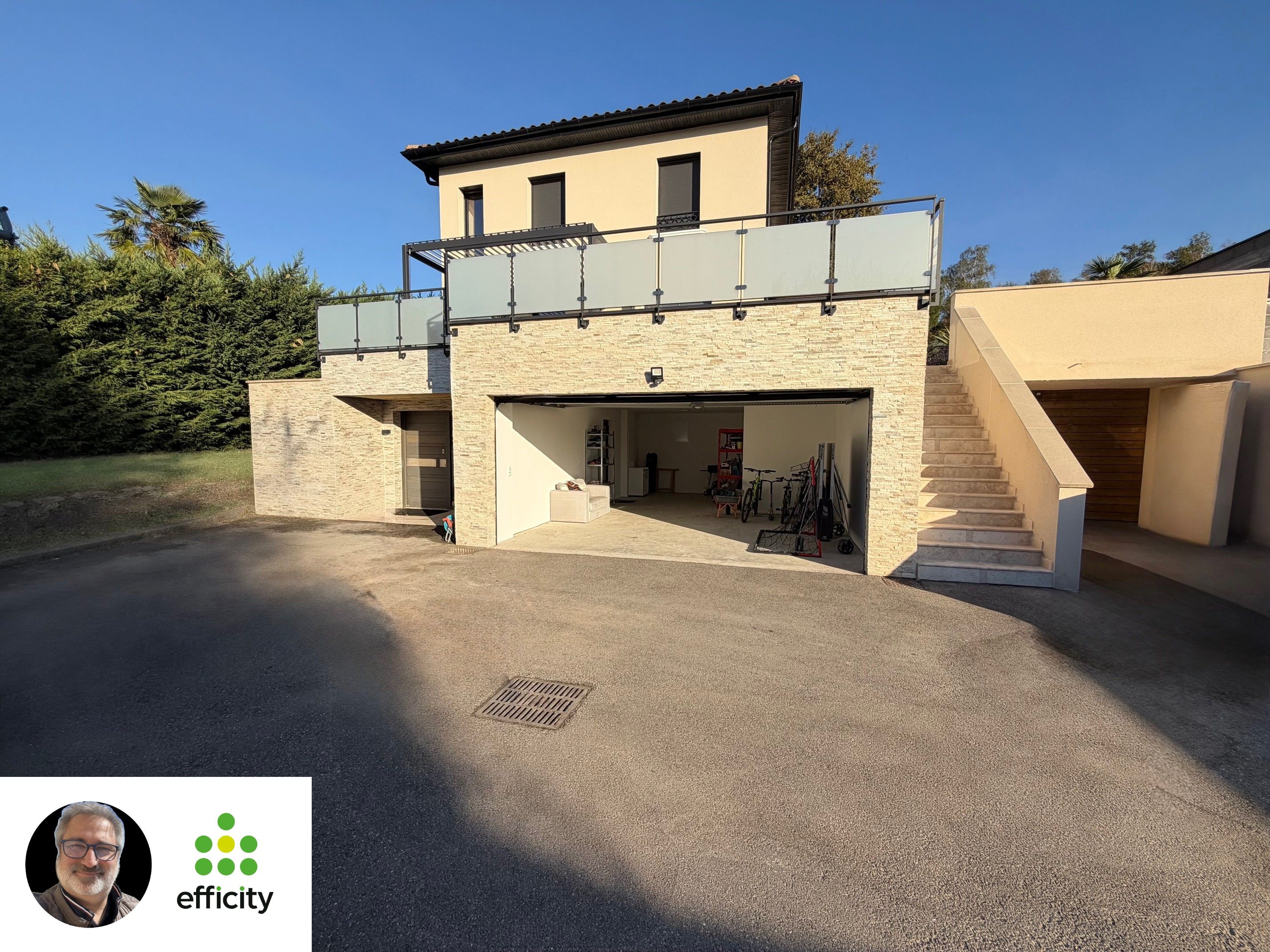 Maison 6 pièces 188 m² · à Montmerle-sur-Saône · 188 m² · 520 000 €