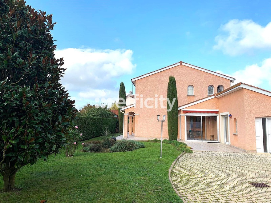 maison 5 pièces - 138m2 à Saint-Galmier (42330)