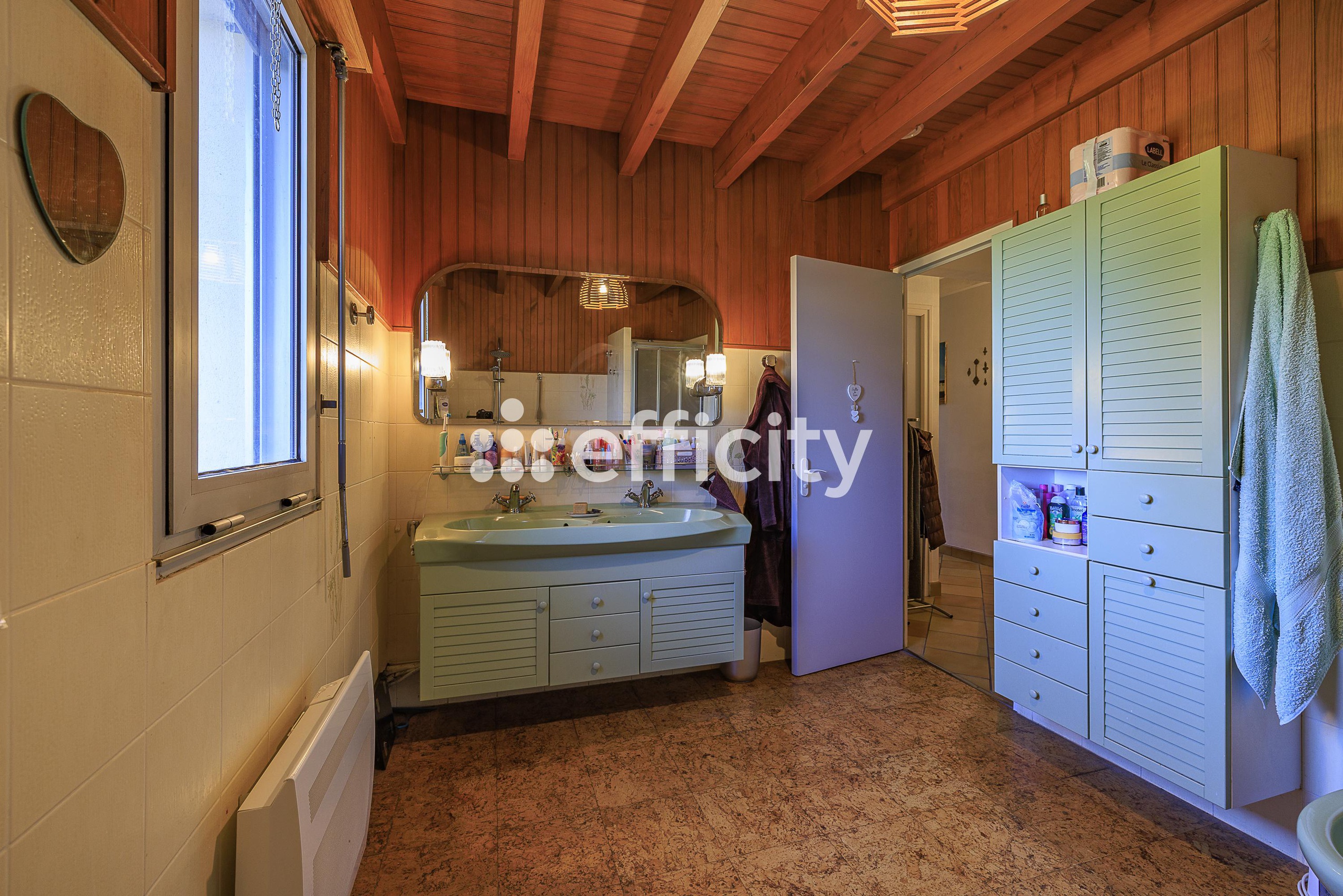 Achat immobilier Maison 8 pièces  172m2 à Saint-Martin-de-Coux (17360) - Photo n°9