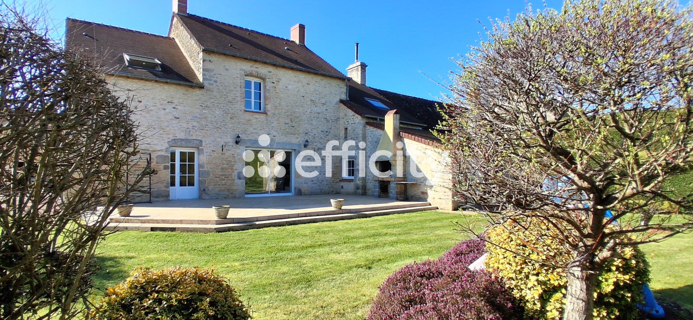 maison 8 pièces - 195m2 à Cuissai (61250)