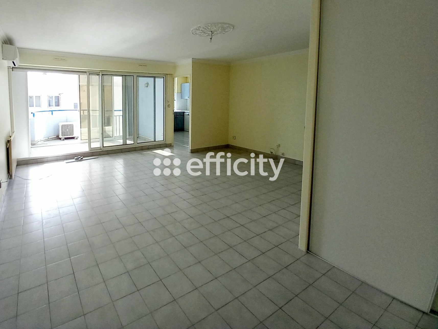 Achat immobilier Appartement 3 pièces  78m2 à Sète (34200) - Photo n°1