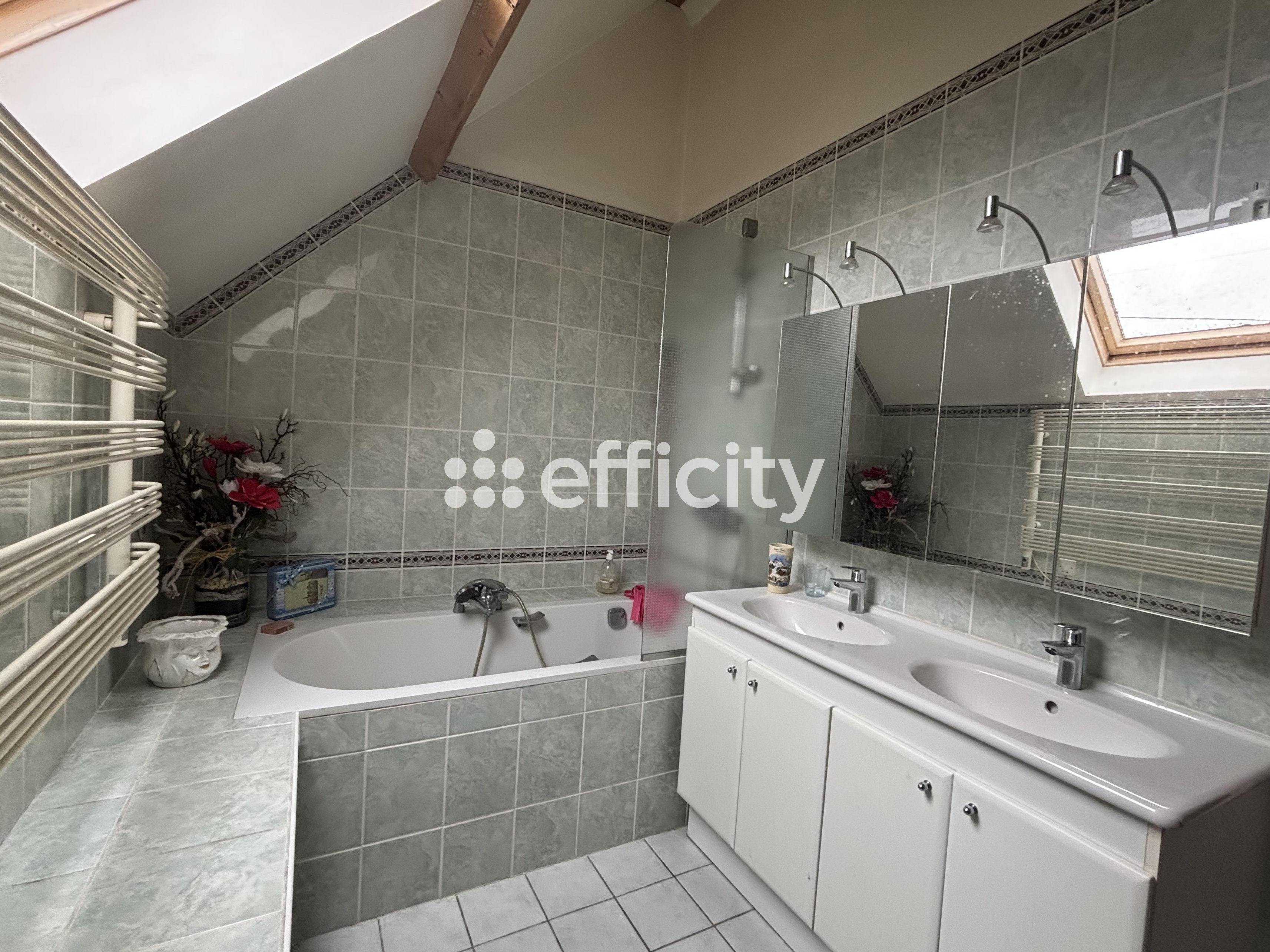 Achat immobilier Maison 4 pièces  100m2 à Bourges (18000) - Photo n°11