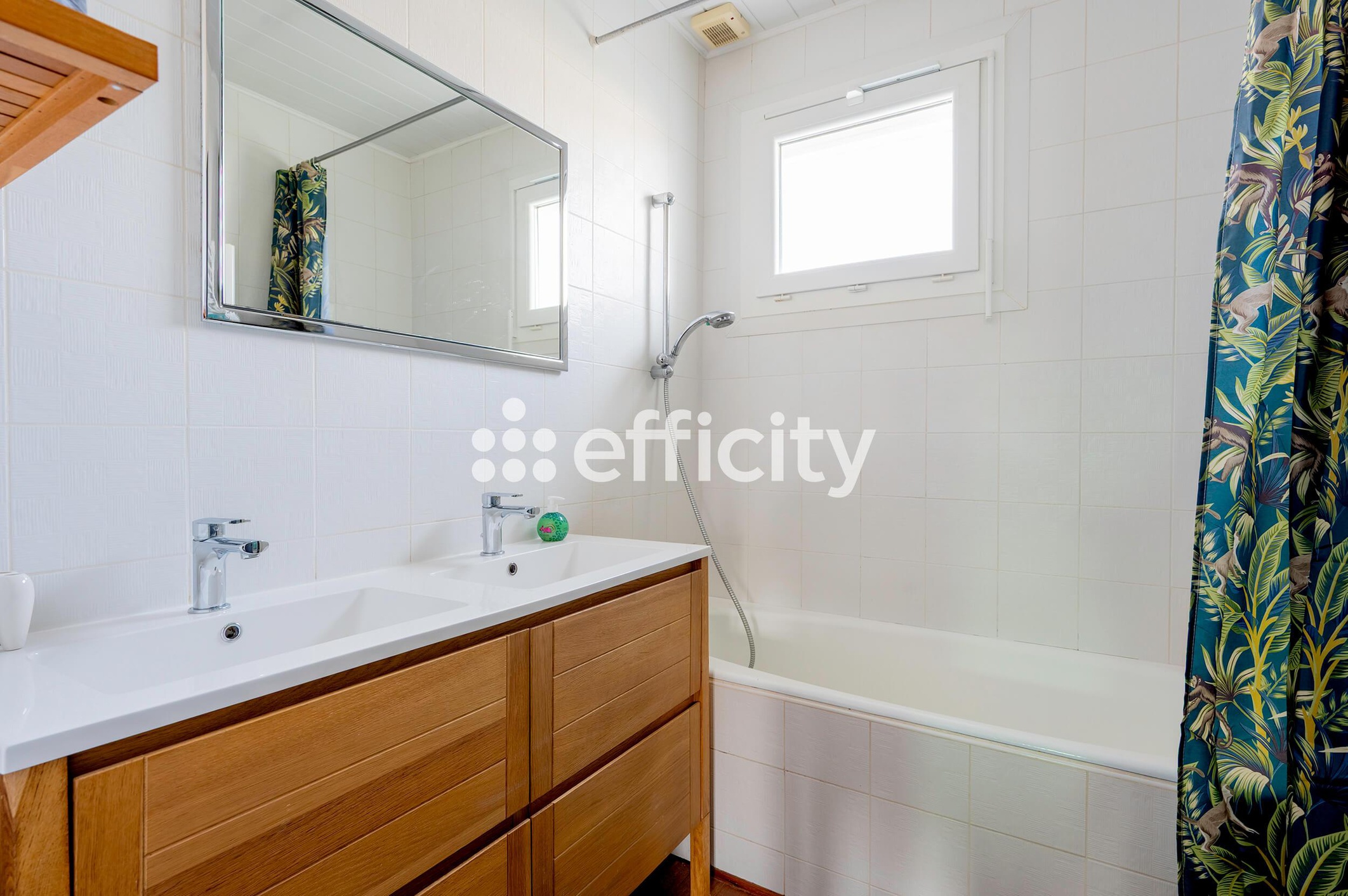 Achat immobilier Maison 6 pièces  152m2 à Saint-Médard-en-Jalles (33160) - Photo n°6