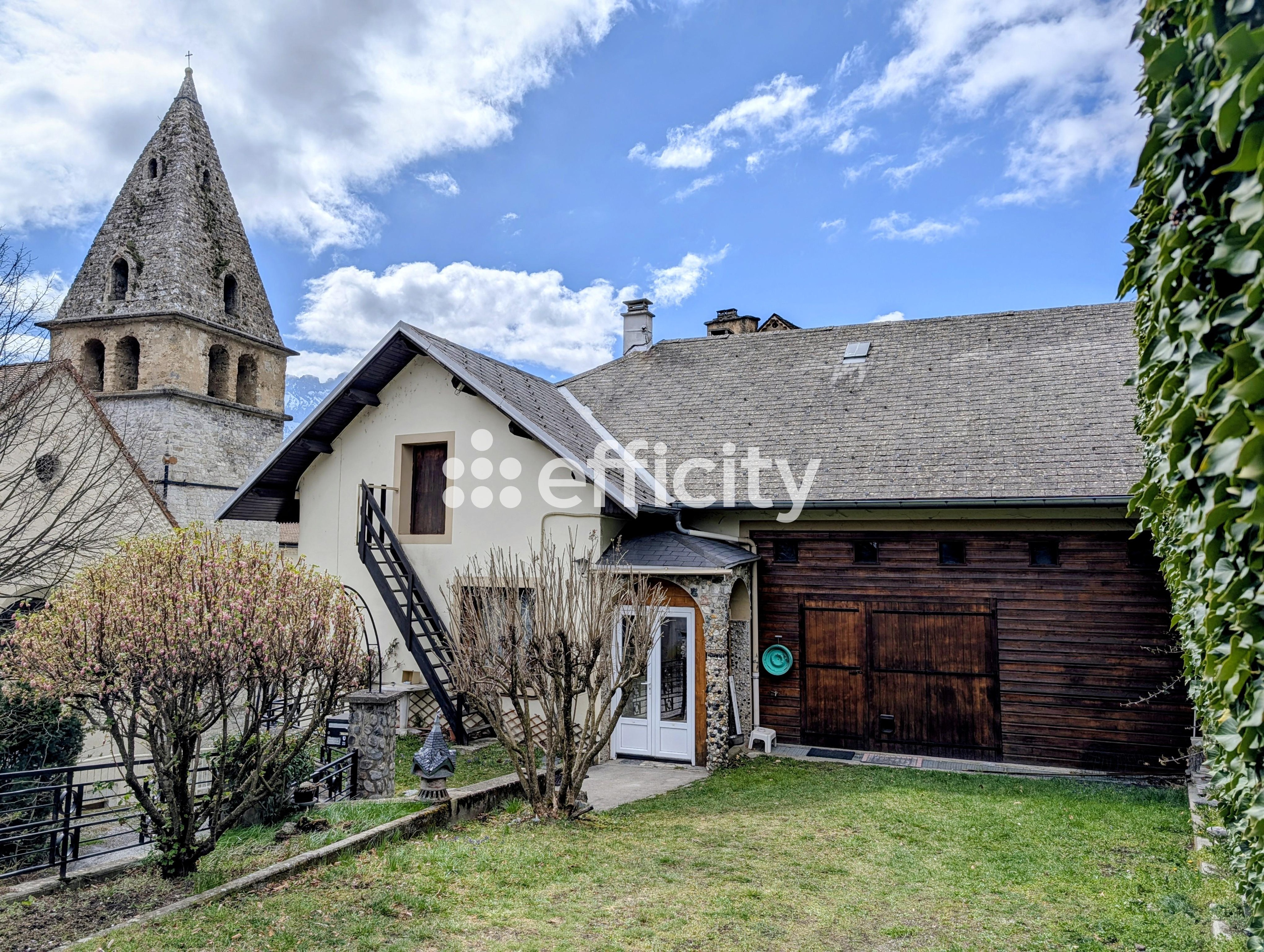 Achat immobilier Maison 5 pièces  94m2 à Saint-Firmin (05800) - Photo n°1