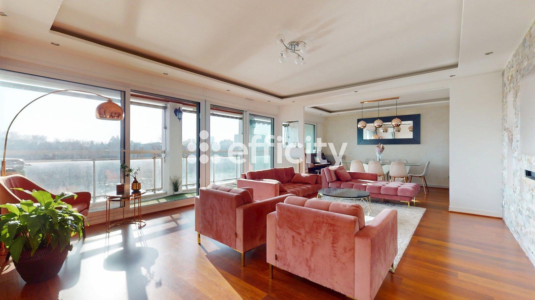 appartement 5 pièces - 122m2 à Lyon (69004)