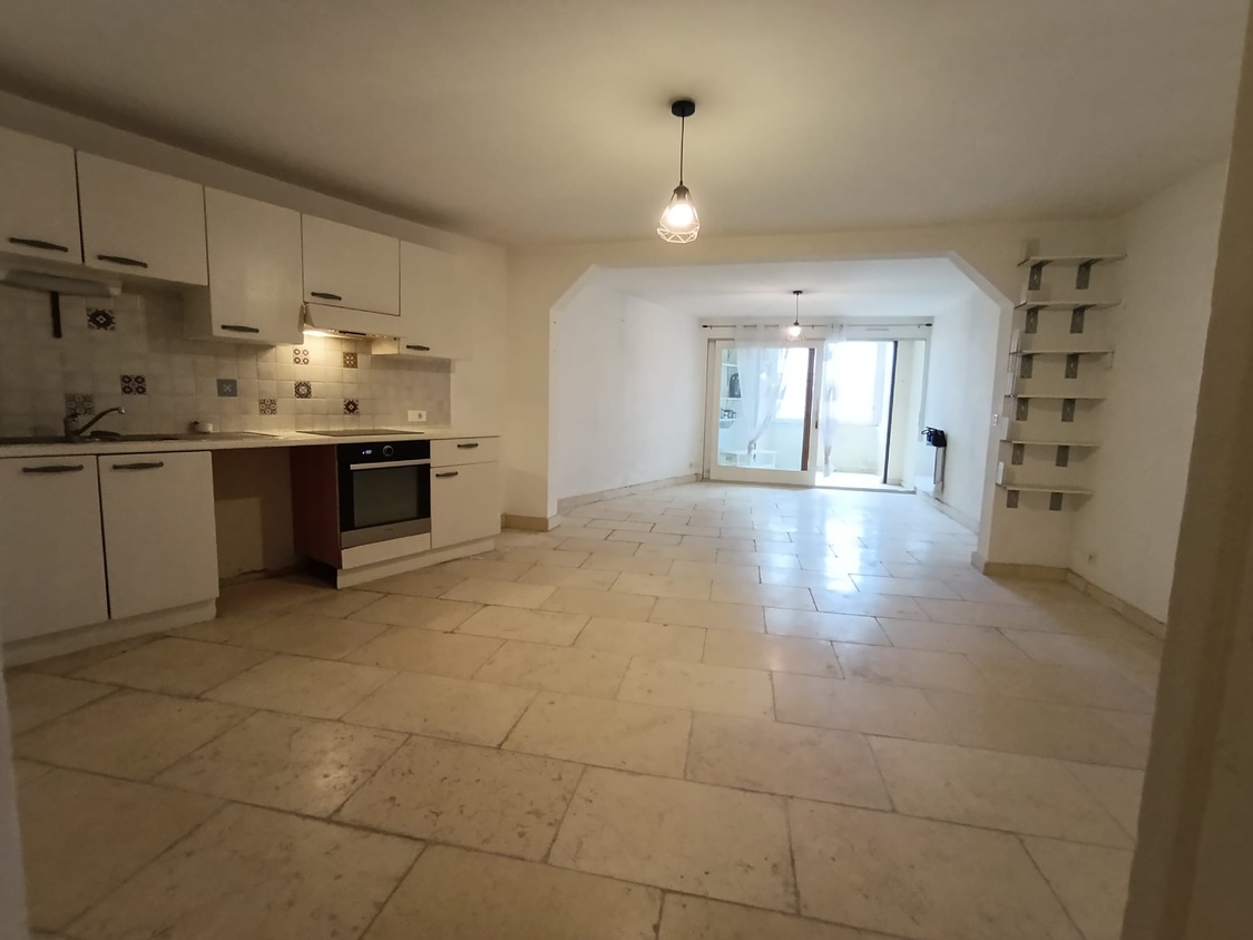 appartement 3 pièces - 77m2 à Lézan (30350)