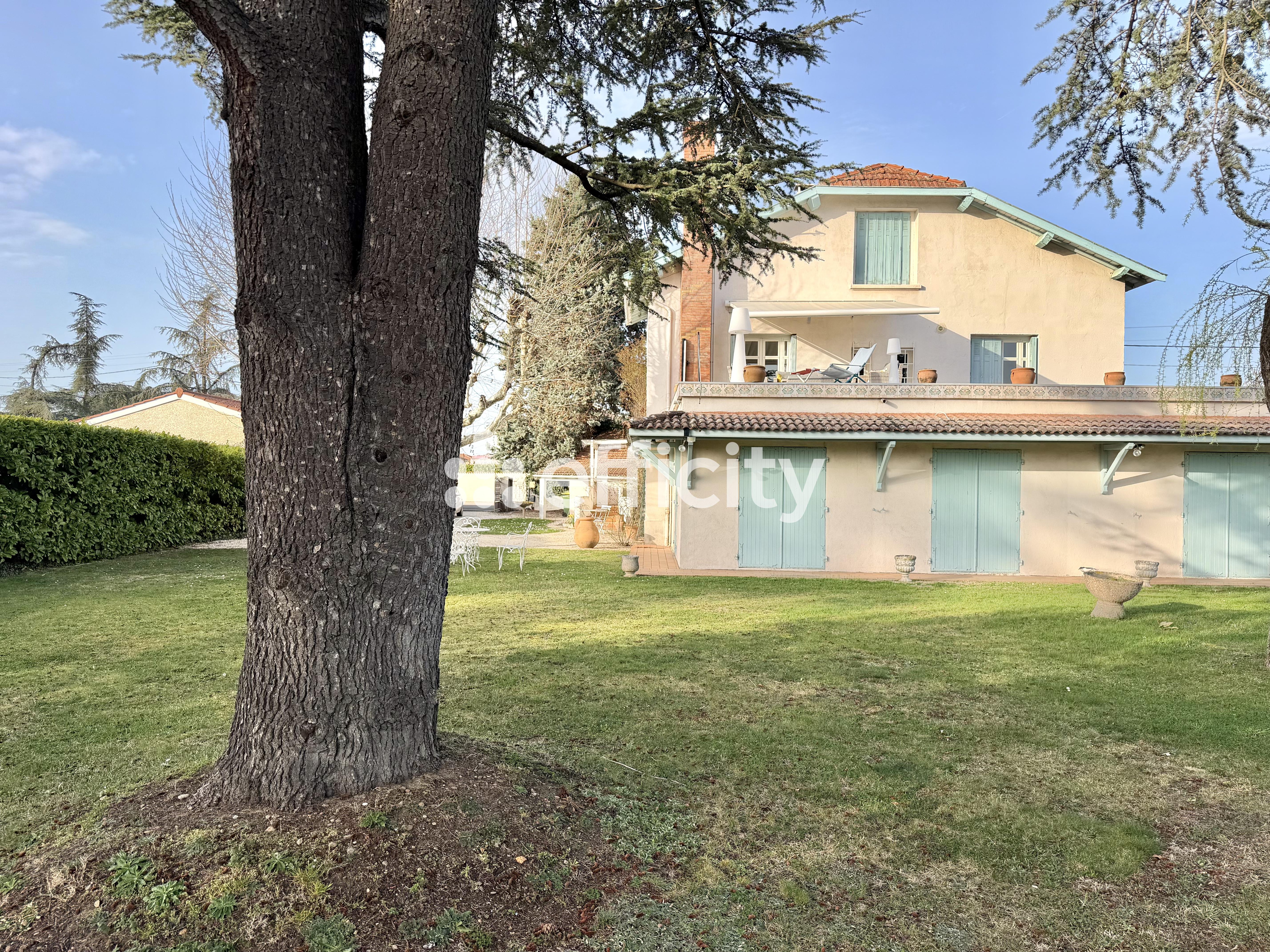 Achat immobilier Maison 9 pièces  320m2 à Veauche (42340) - Photo n°16