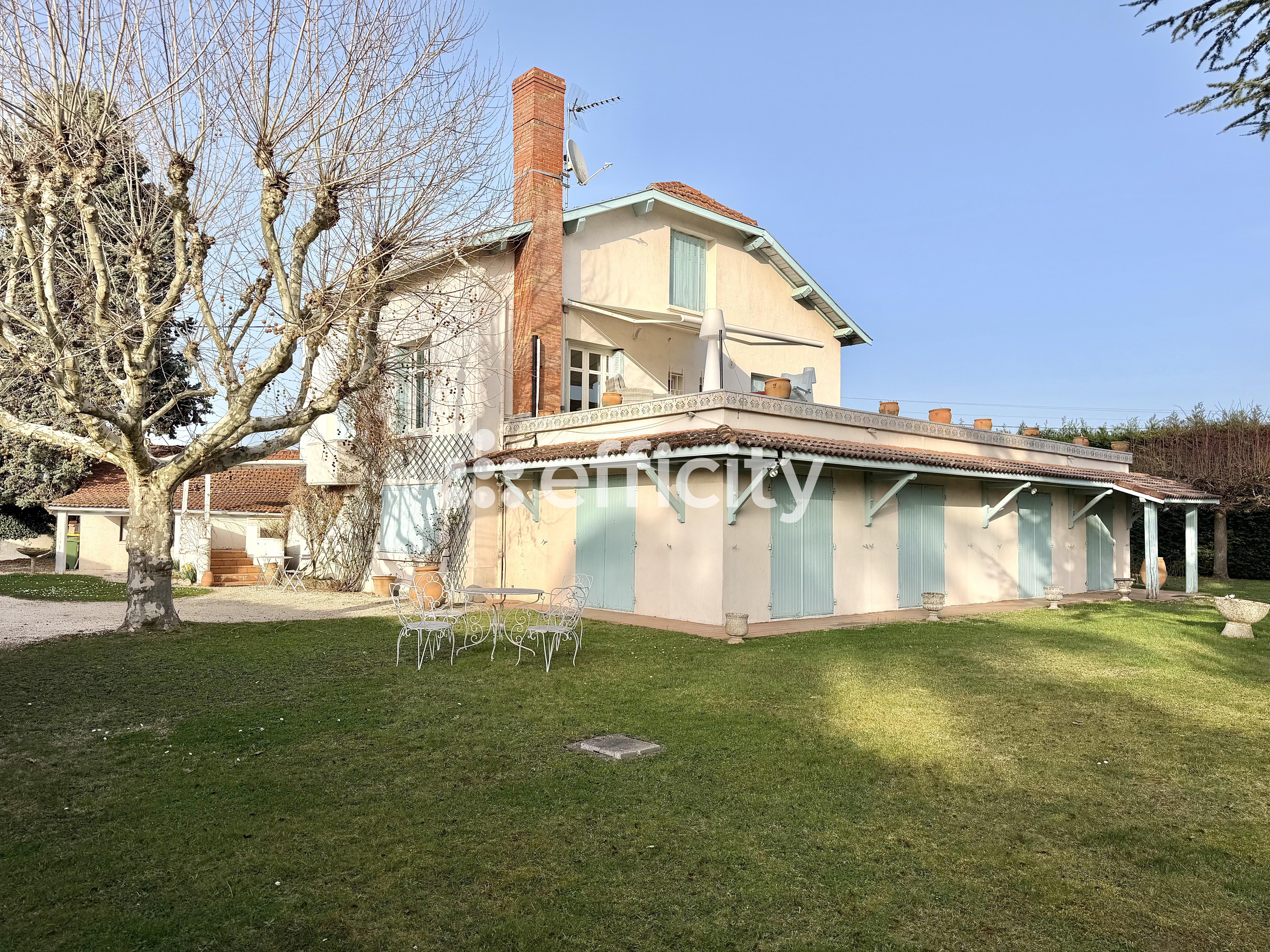 Achat immobilier Maison 9 pièces  320m2 à Veauche (42340) - Photo n°7