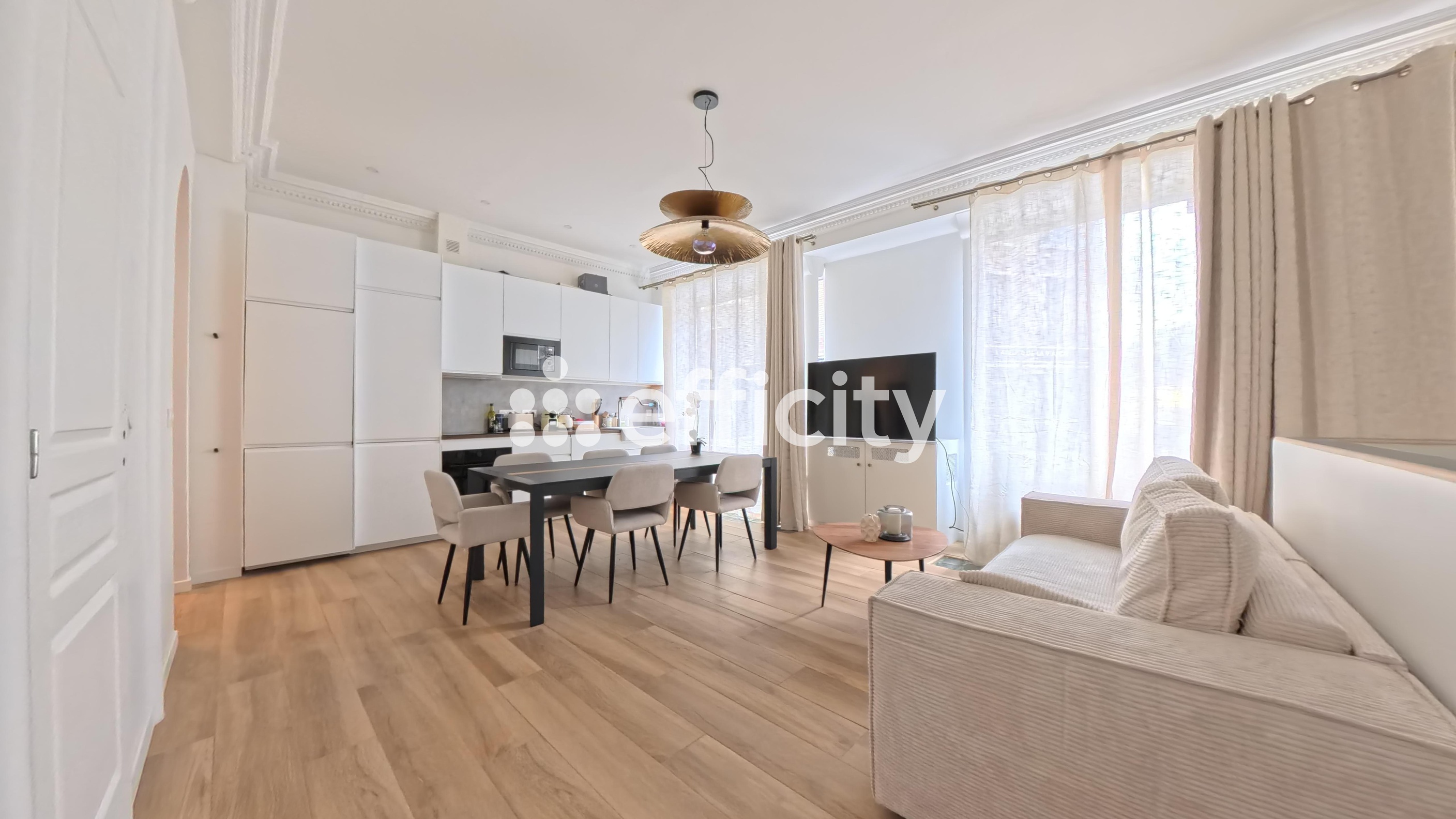 appartement 4 pièces - 82m2 à Paris (75012)