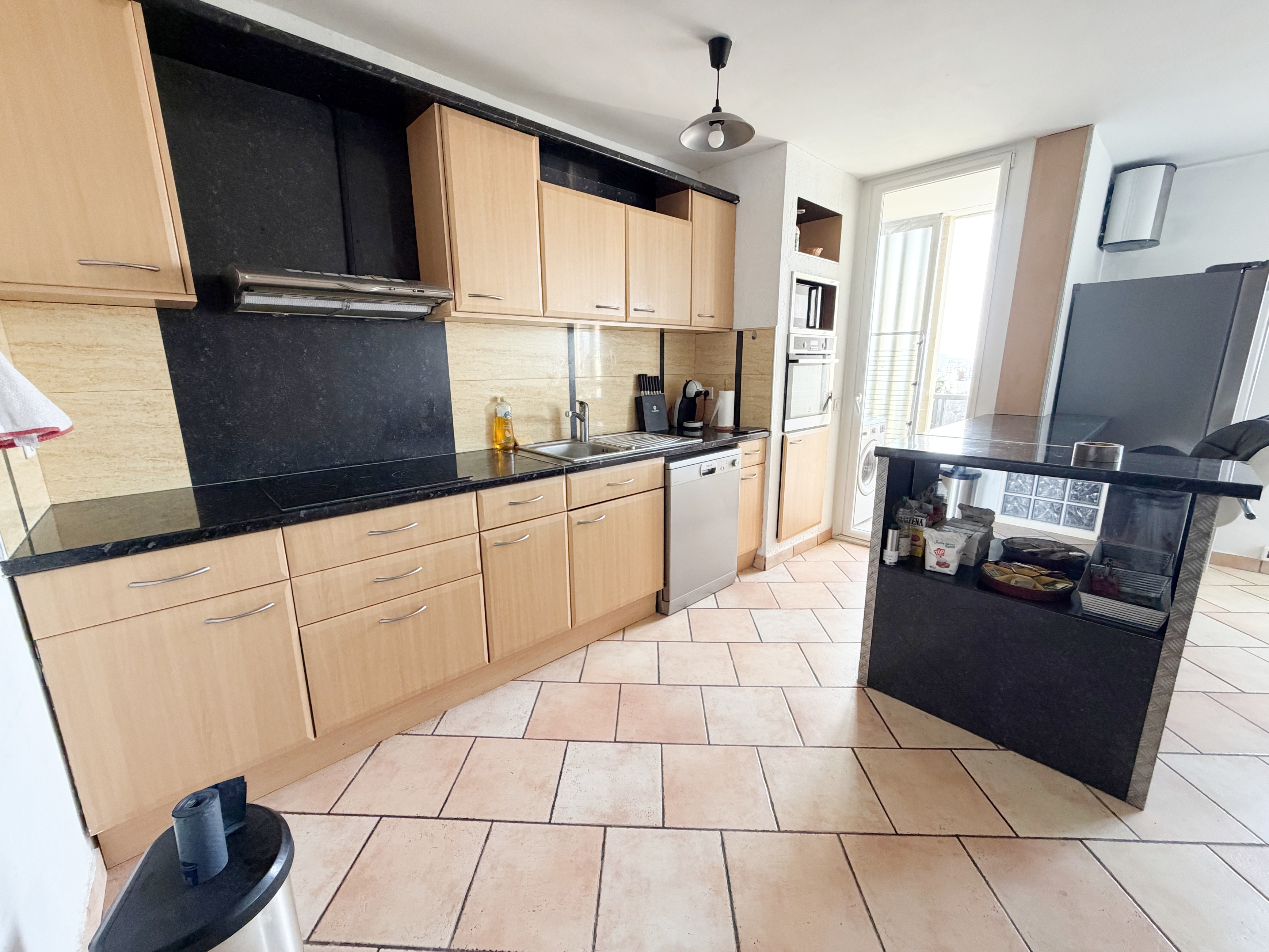 Achat immobilier Appartement 3 pièces  75m2 à Marseille (13010) - Photo n°6