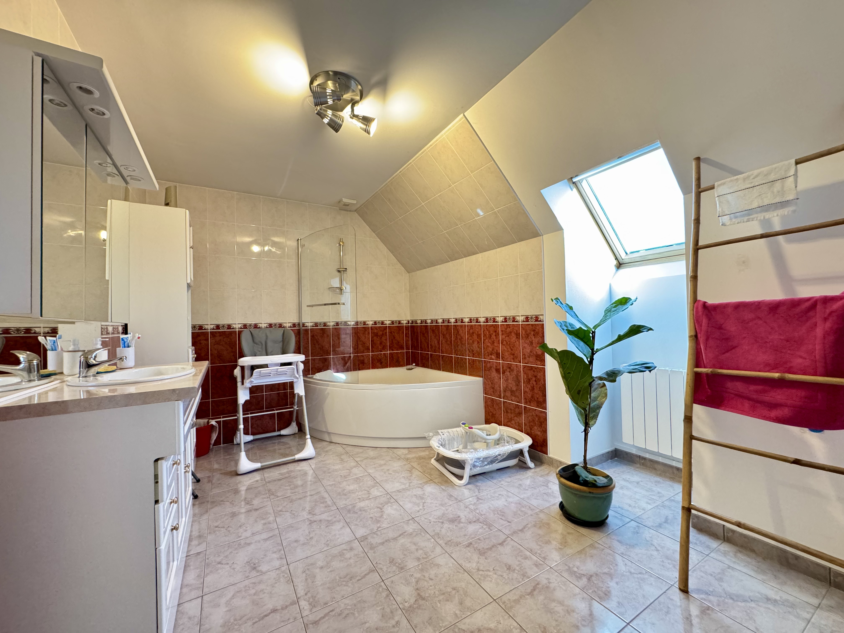 Achat immobilier Maison 7 pièces  160m2 à Chauvincourt-Provemont (27150) - Photo n°12