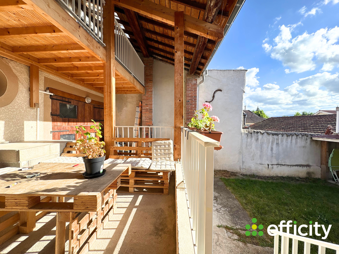maison 7 pièces - 170,0m2 à Sury-le-Comtal (42450)