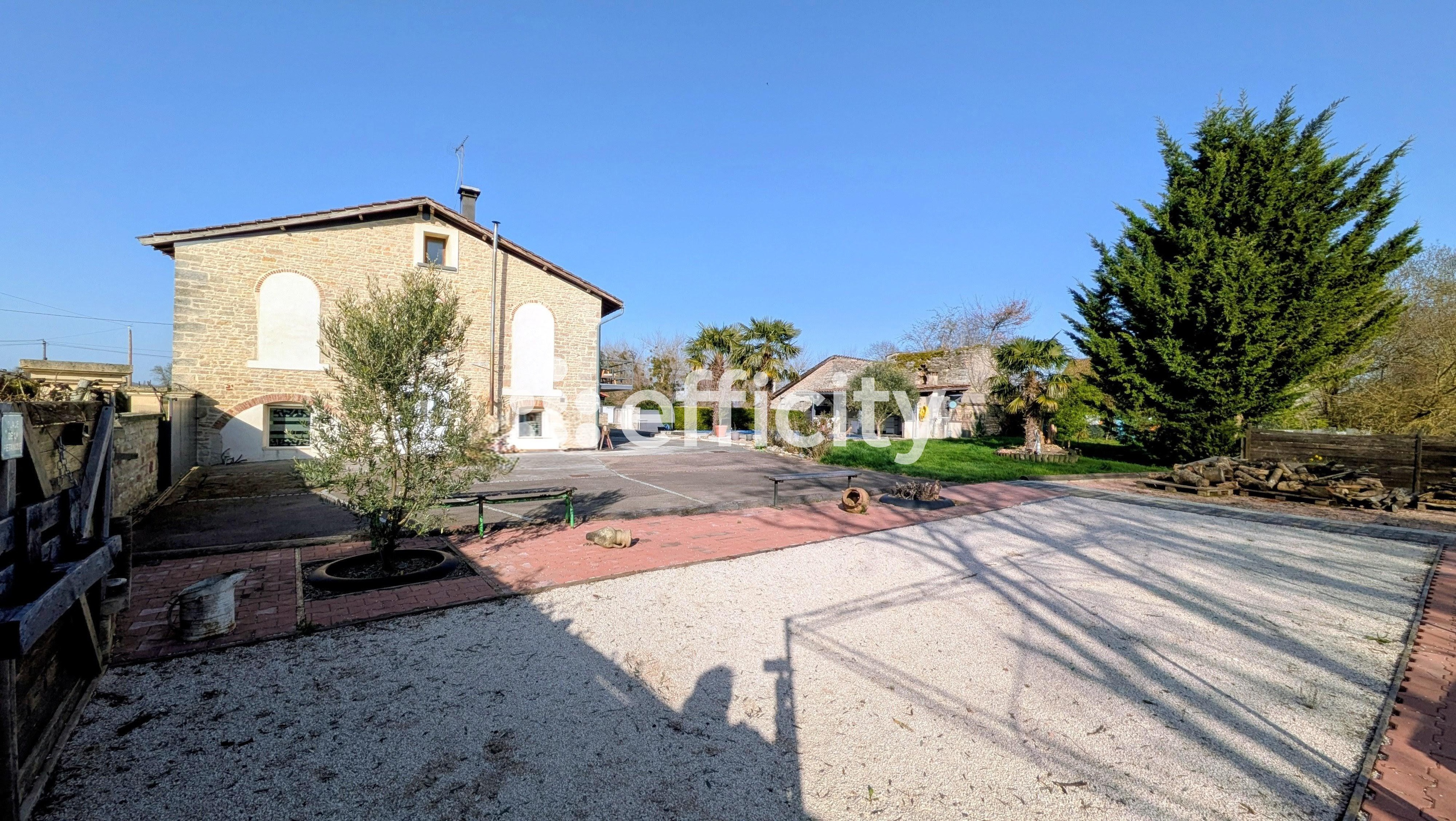 Achat immobilier Maison 8 pièces  413m2 à Tournus (71700) - Photo n°21