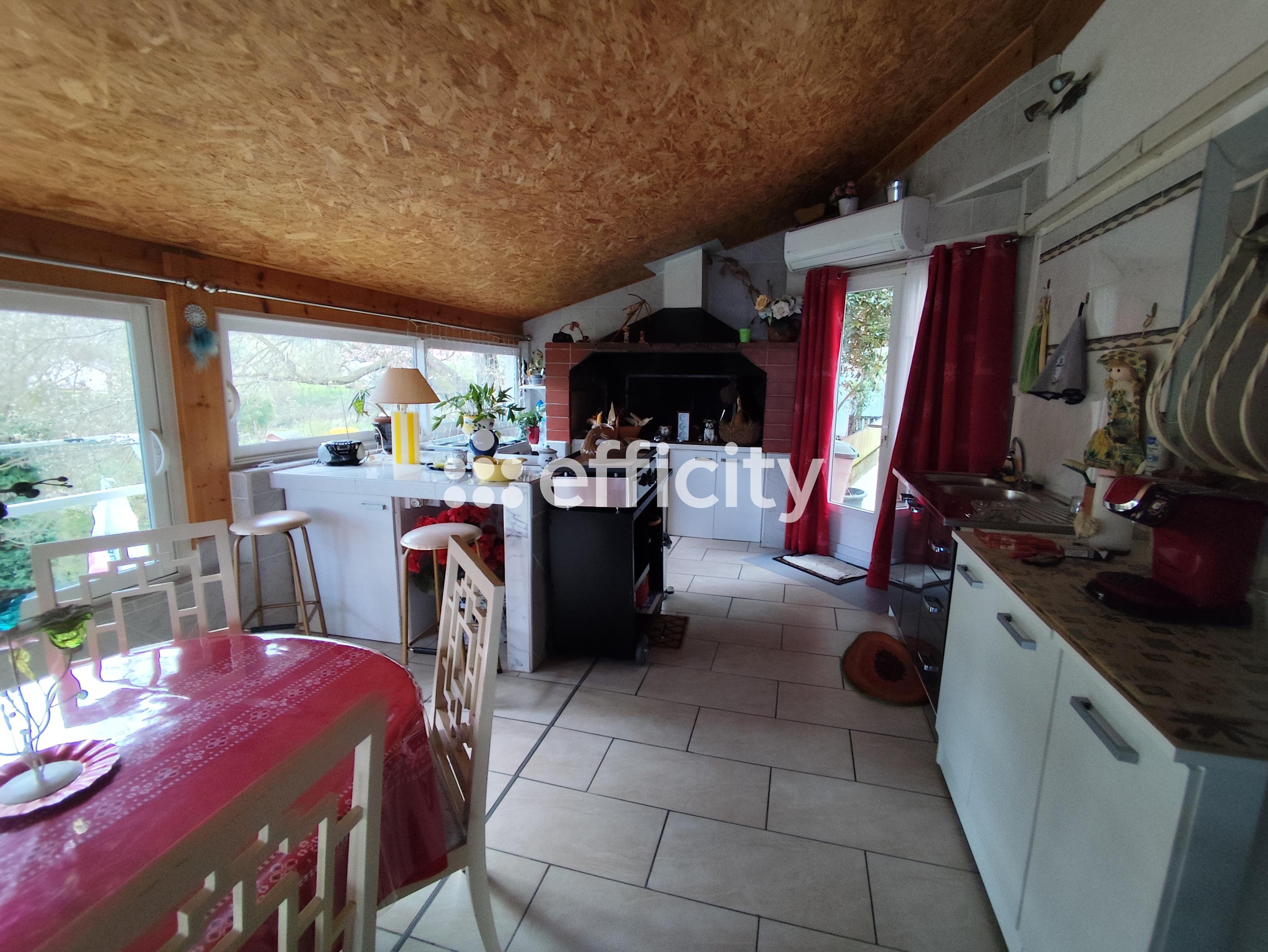 Achat immobilier Maison 8 pièces  250m2 à Andance (07340) - Photo n°18