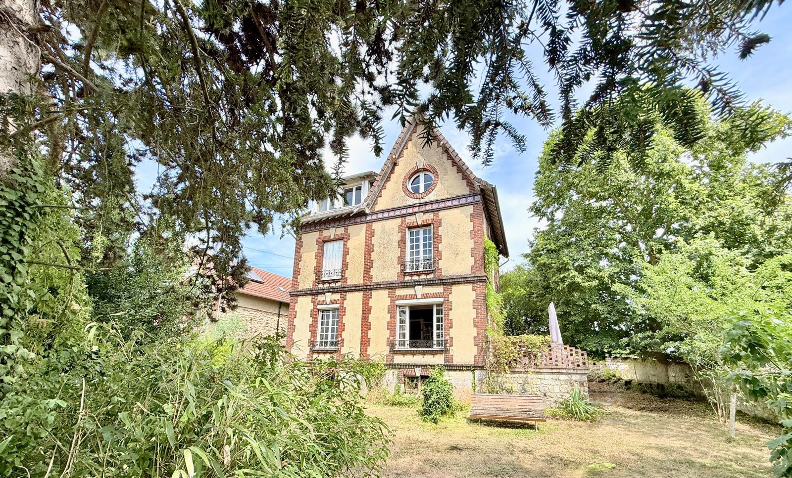 Maison 8 pièces 135 m² · à Juziers · 135 m² · 349 500 €