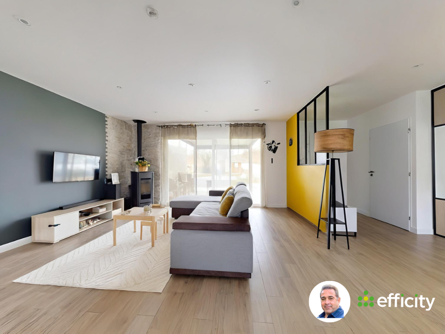 Achat immobilier Maison 4 pièces  110m2 à Châtillon-sur-Chalaronne (01400) - Photo n°1