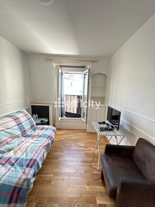 appartement 2 pièces - 27m2 à Paris (75015)