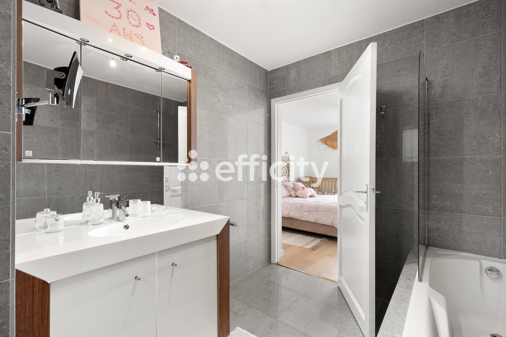 Achat immobilier Maison 11 pièces  402m2 à Vallauris (06220) - Photo n°12