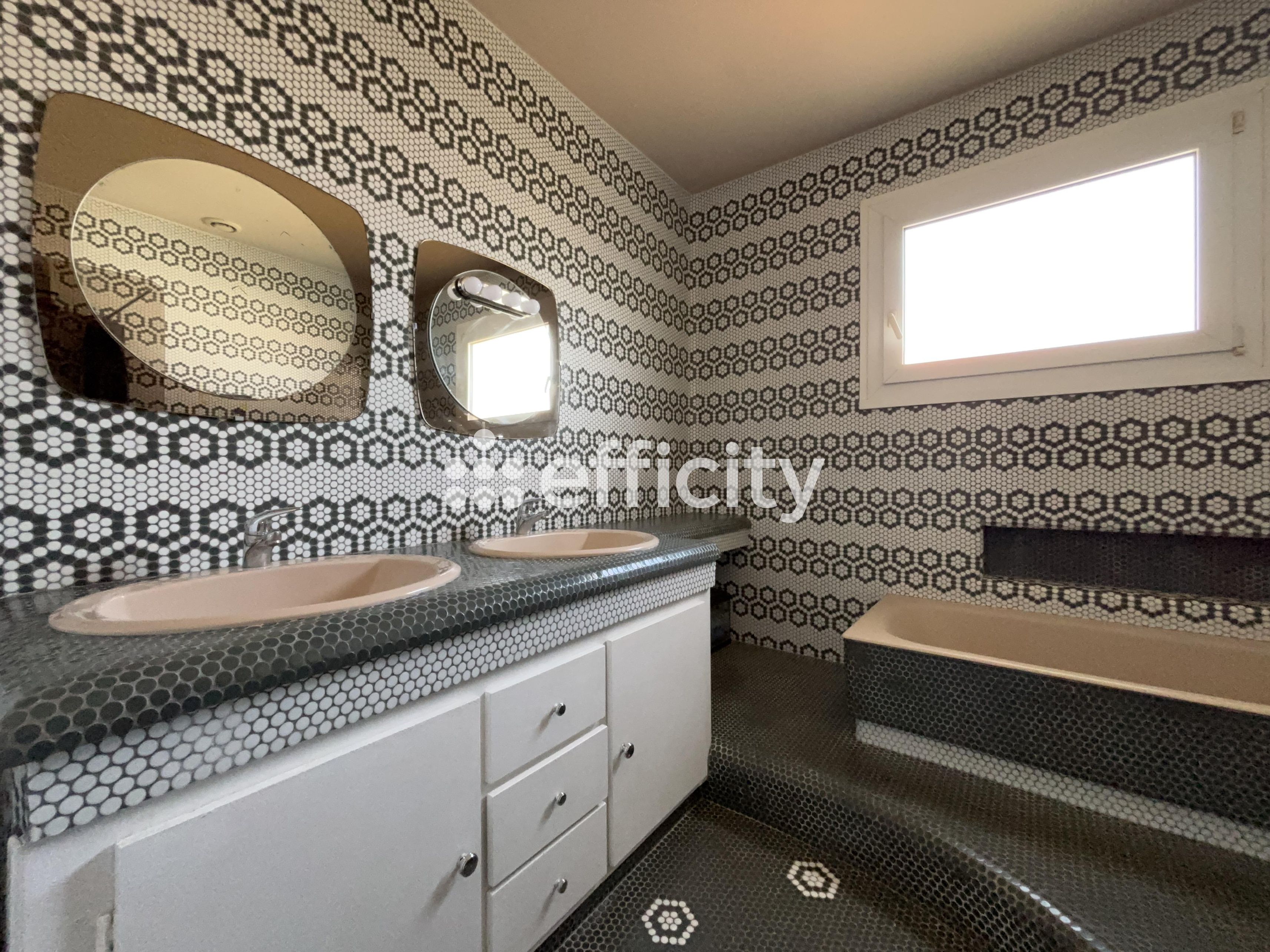 Achat immobilier Maison 10 pièces  260m2 à Aytré (17440) - Photo n°9