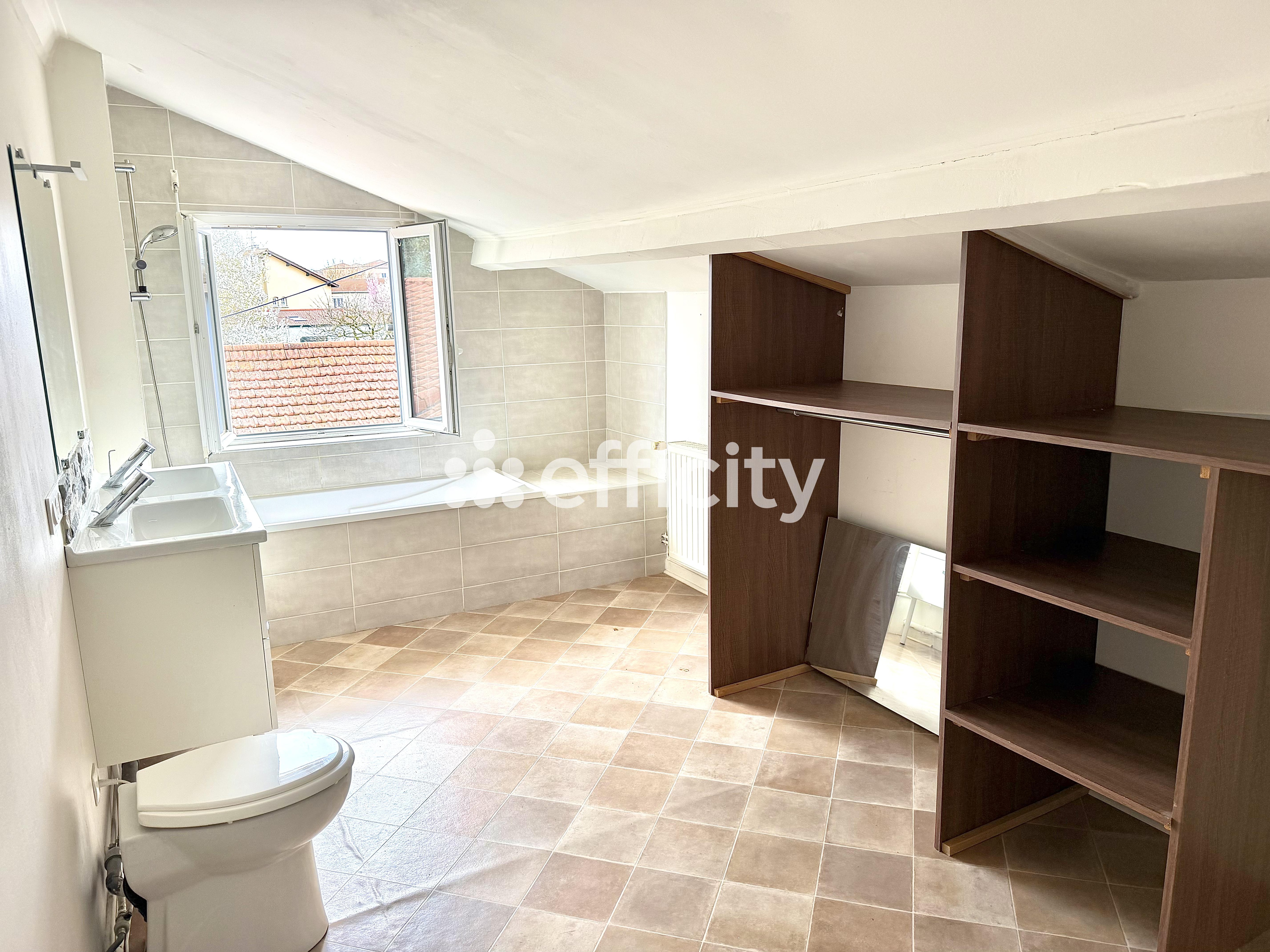 Achat immobilier Maison 5 pièces  105m2 à Veauche (42340) - Photo n°14