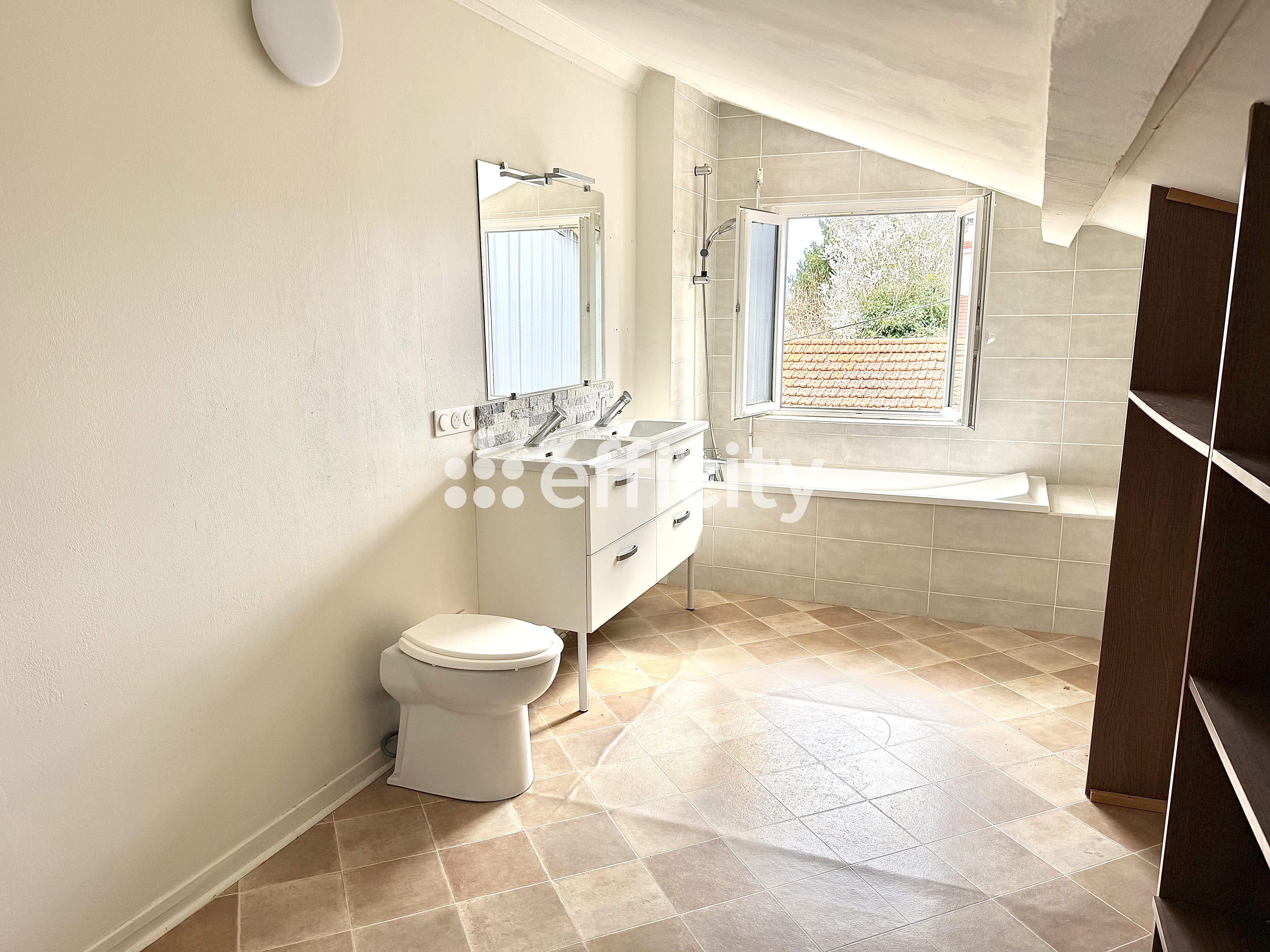 Achat immobilier Maison 5 pièces  105m2 à Veauche (42340) - Photo n°13