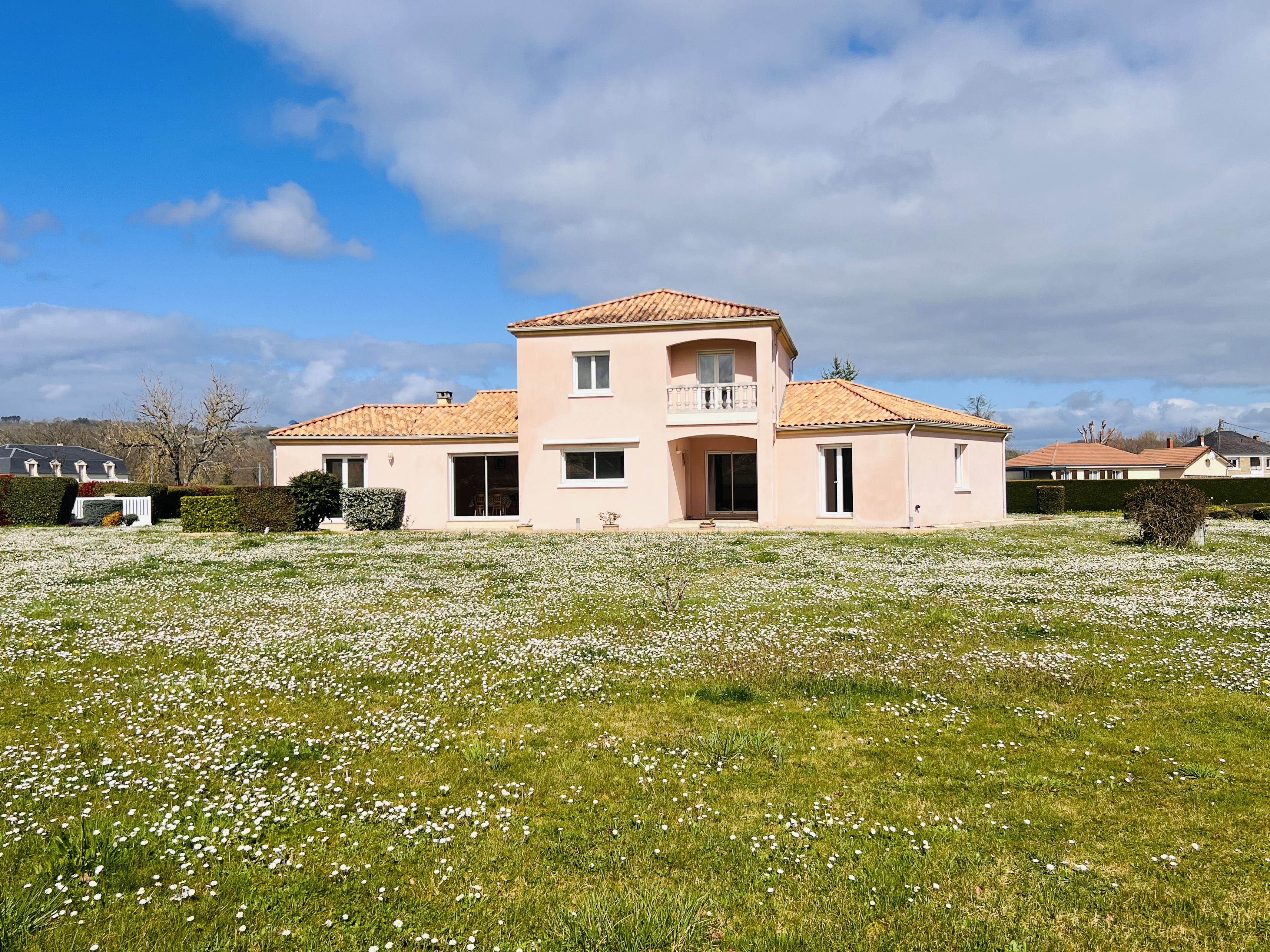 Maison - Terrasson-Lavilledieu