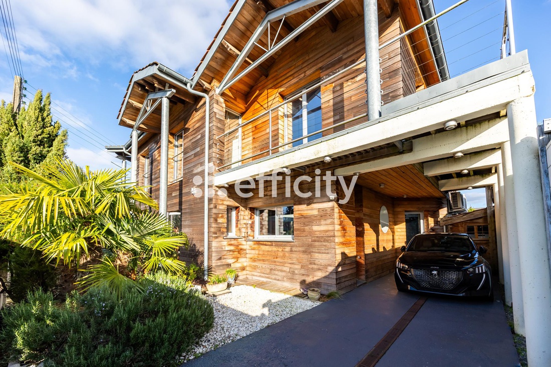 maison 6 pièces - 187m2 à Mérignac (33700)