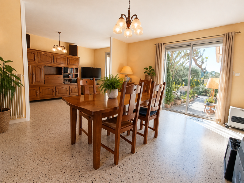 maison 4 pièces - 91m2 à Nîmes (30900)
