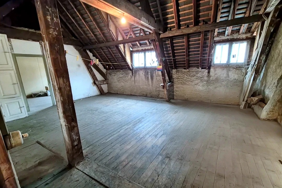 Achat immobilier Appartement 4 pièces  166m2 à La Châtre (36400) - Photo n°11