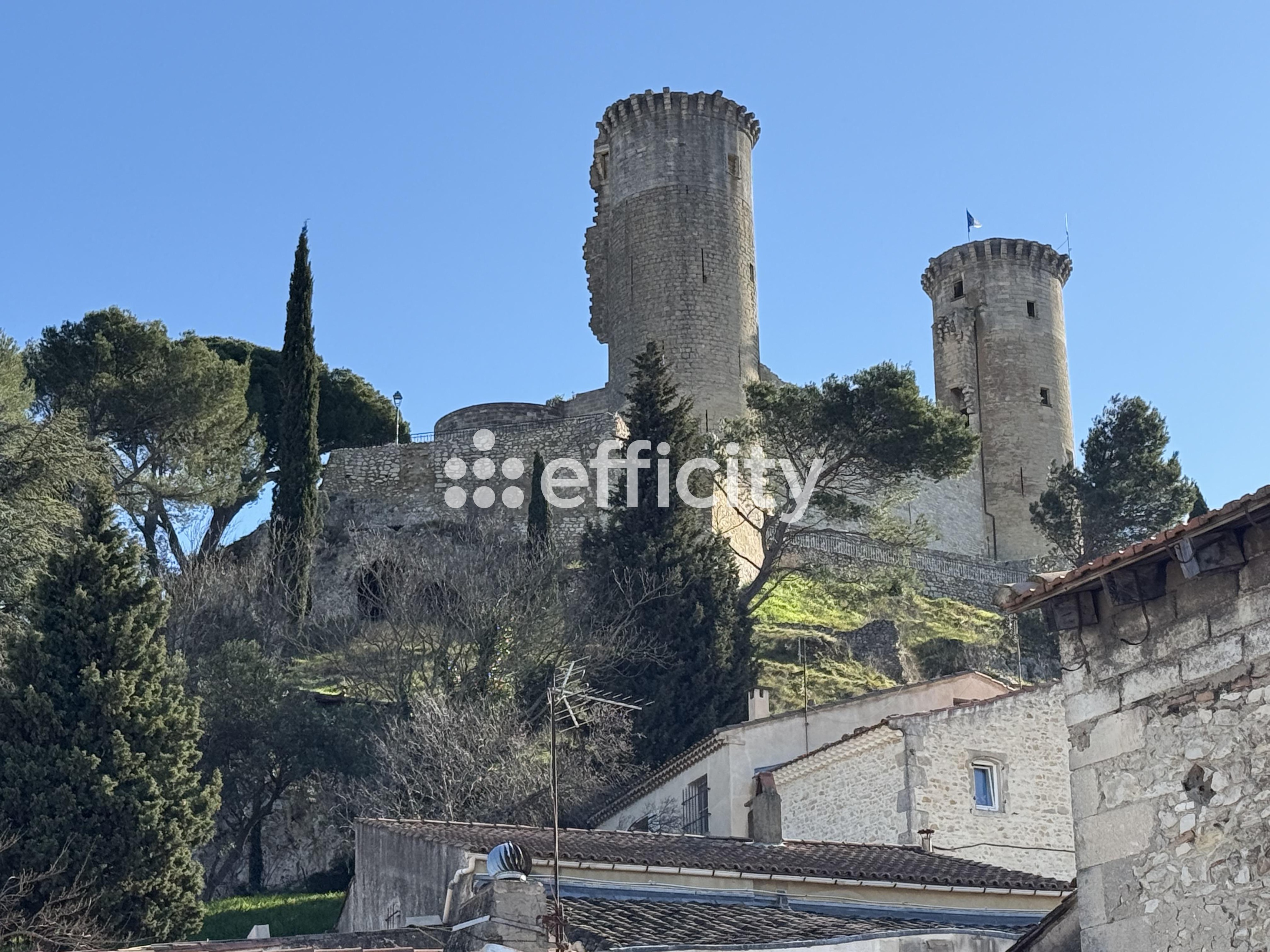 Achat immobilier Maison 4 pièces  103m2 à Châteaurenard (13160) - Photo n°1