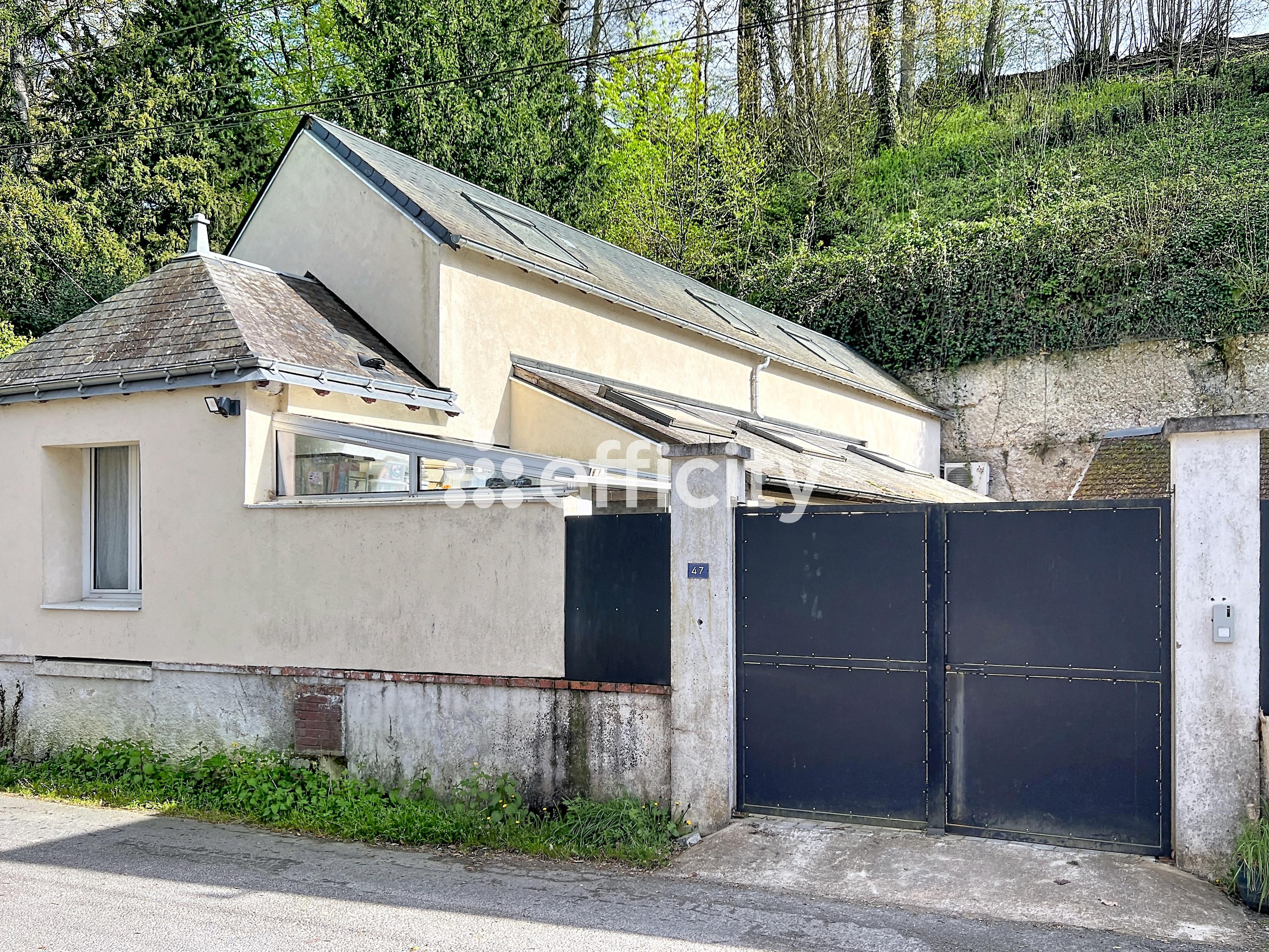 Achat immobilier Maison 6 pièces  126m2 à Amboise (37400) - Photo n°1