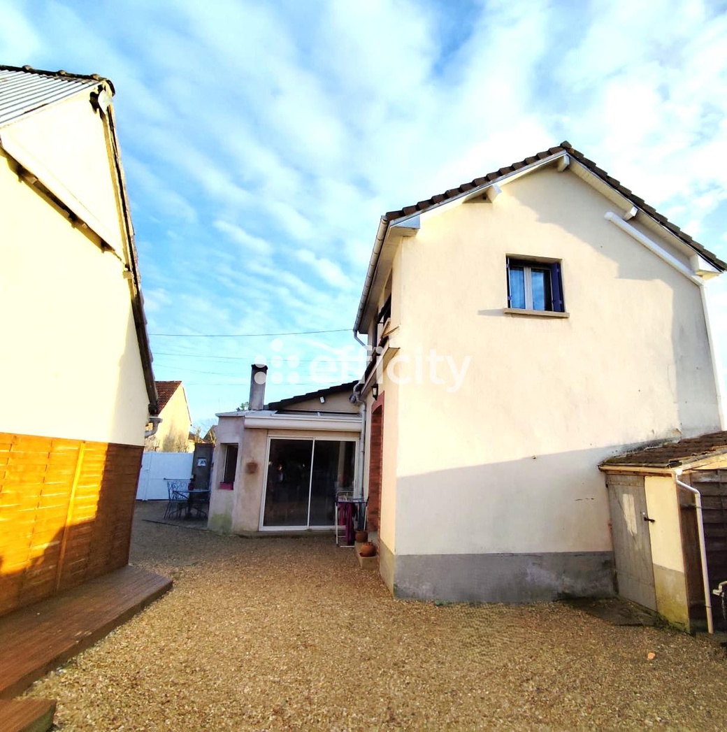 Achat immobilier Maison 7 pièces  127m2 à Challet (28300) - Photo n°4