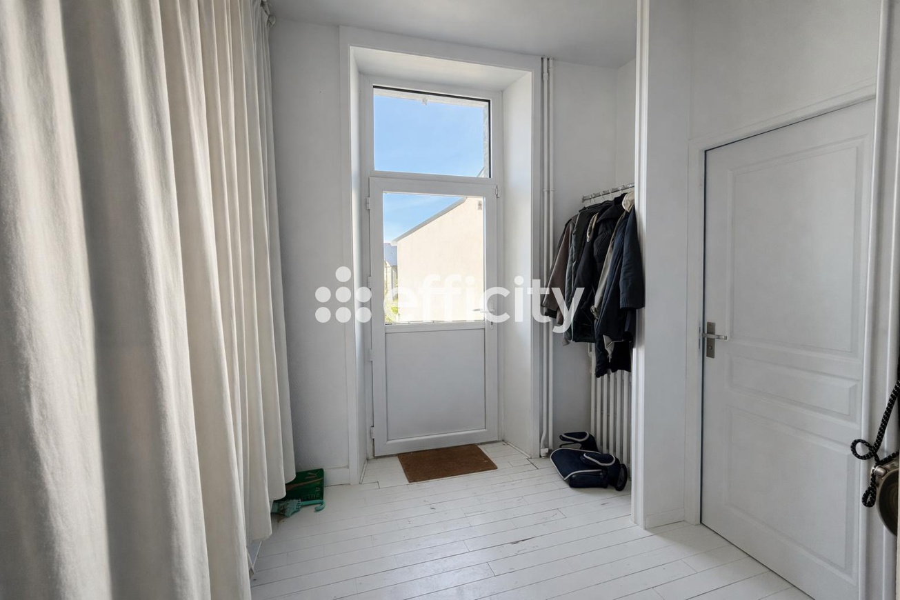 Achat immobilier Maison 7 pièces  220m2 à Louvigné-de-Bais (35680) - Photo n°12