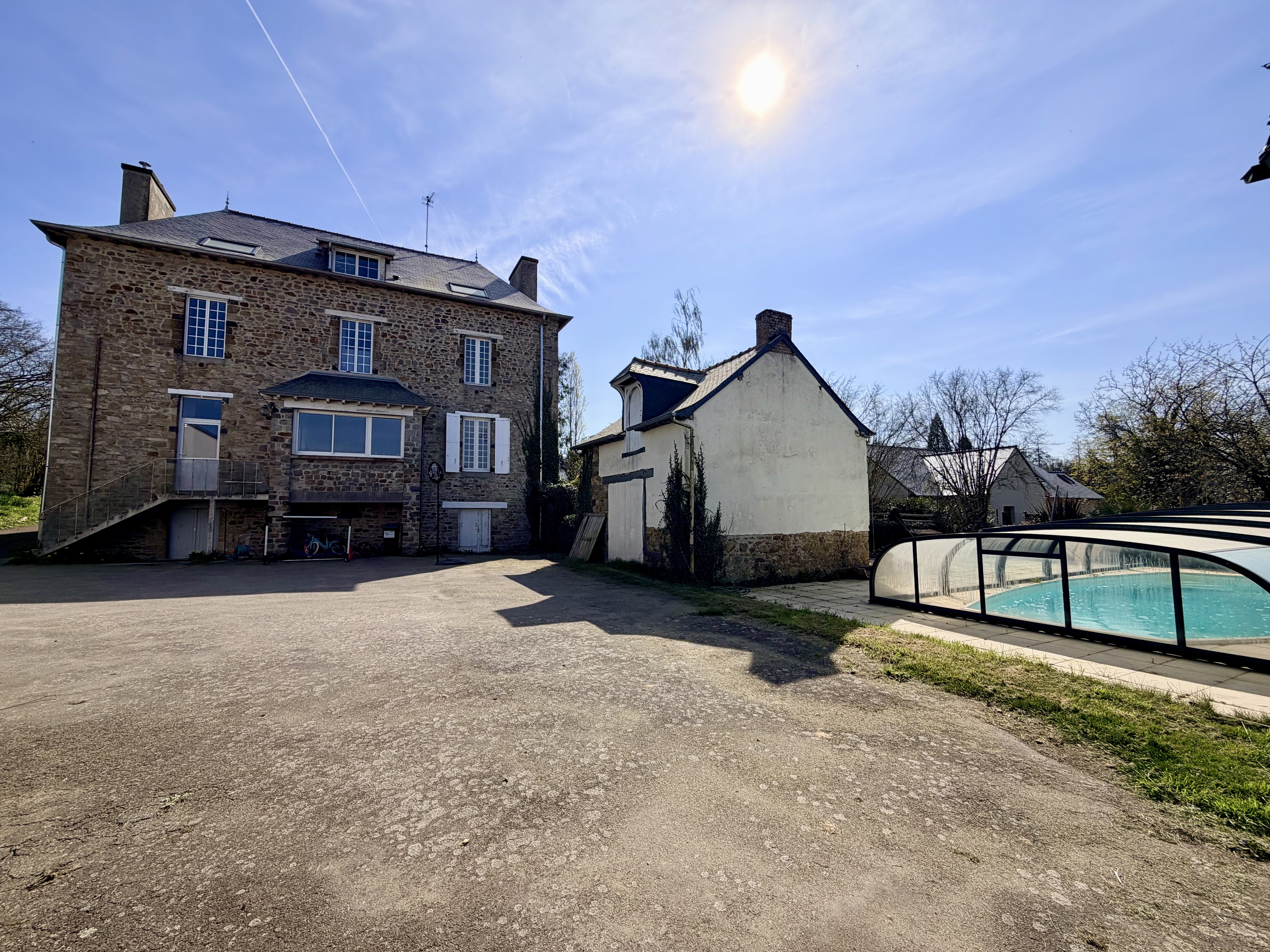 maison 7 pièces - 220m2 à Louvigné-de-Bais (35680)