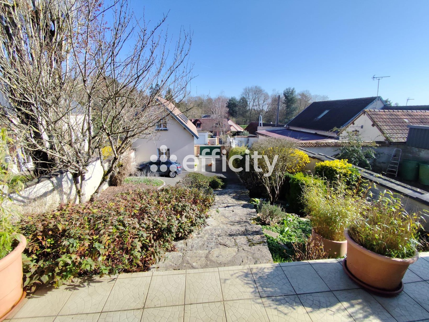 Achat immobilier Maison 7 pièces  250m2 à Lèves (28300) - Photo n°1
