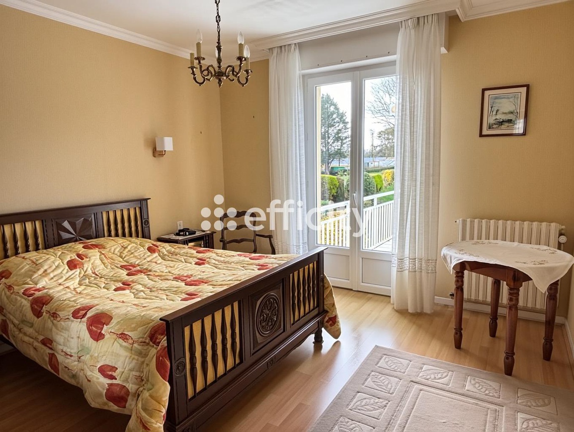 Achat immobilier Maison 6 pièces  183m2 à Rostrenen (22110) - Photo n°6