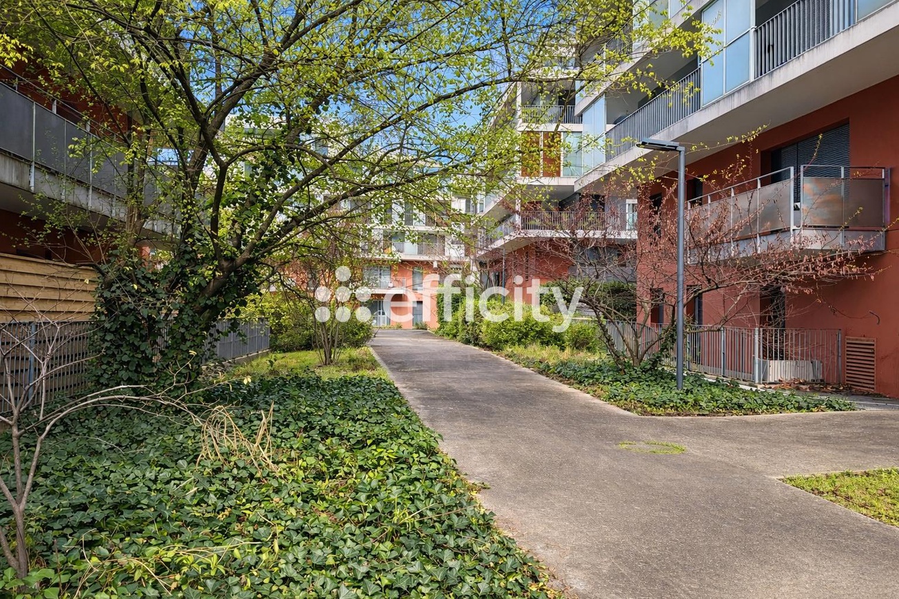 Achat immobilier Appartement 2 pièces  46m2 à Toulouse (31400) - Photo n°9