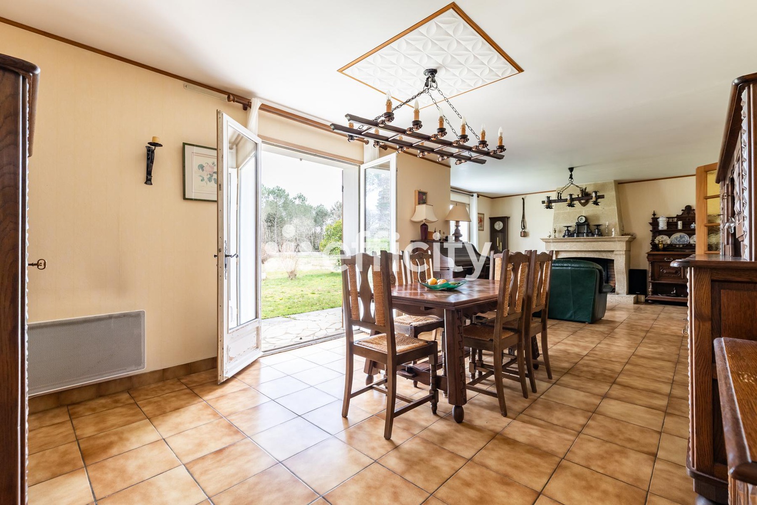 Achat immobilier Maison 6 pièces  155m2 à Salles (33770) - Photo n°4